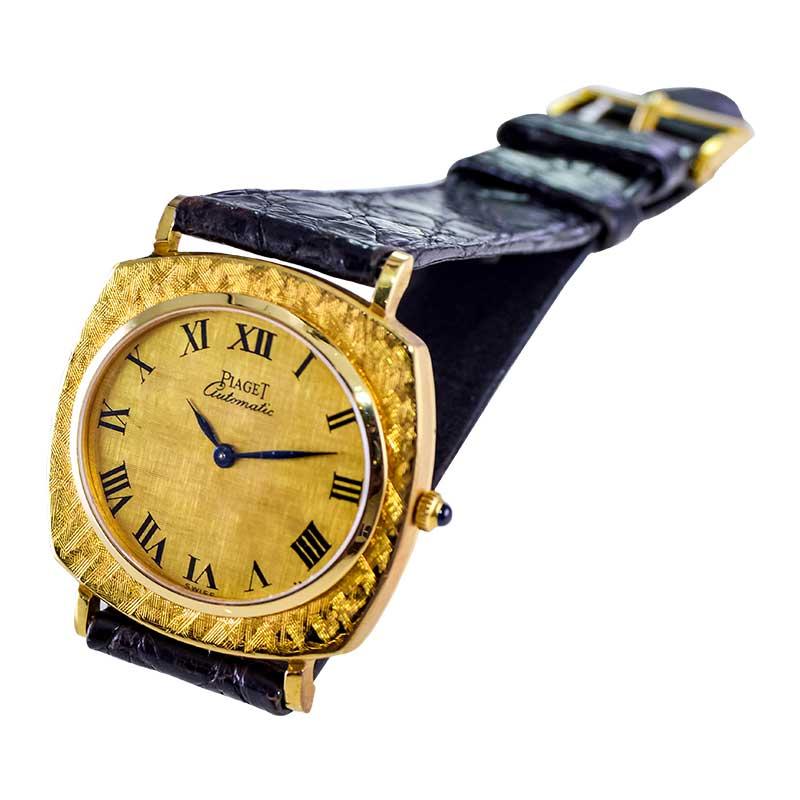 Piaget 18Kt. Solid Gold Automatic Micro Rotor and Original Strap and Buckle 1970 For Sale 5
