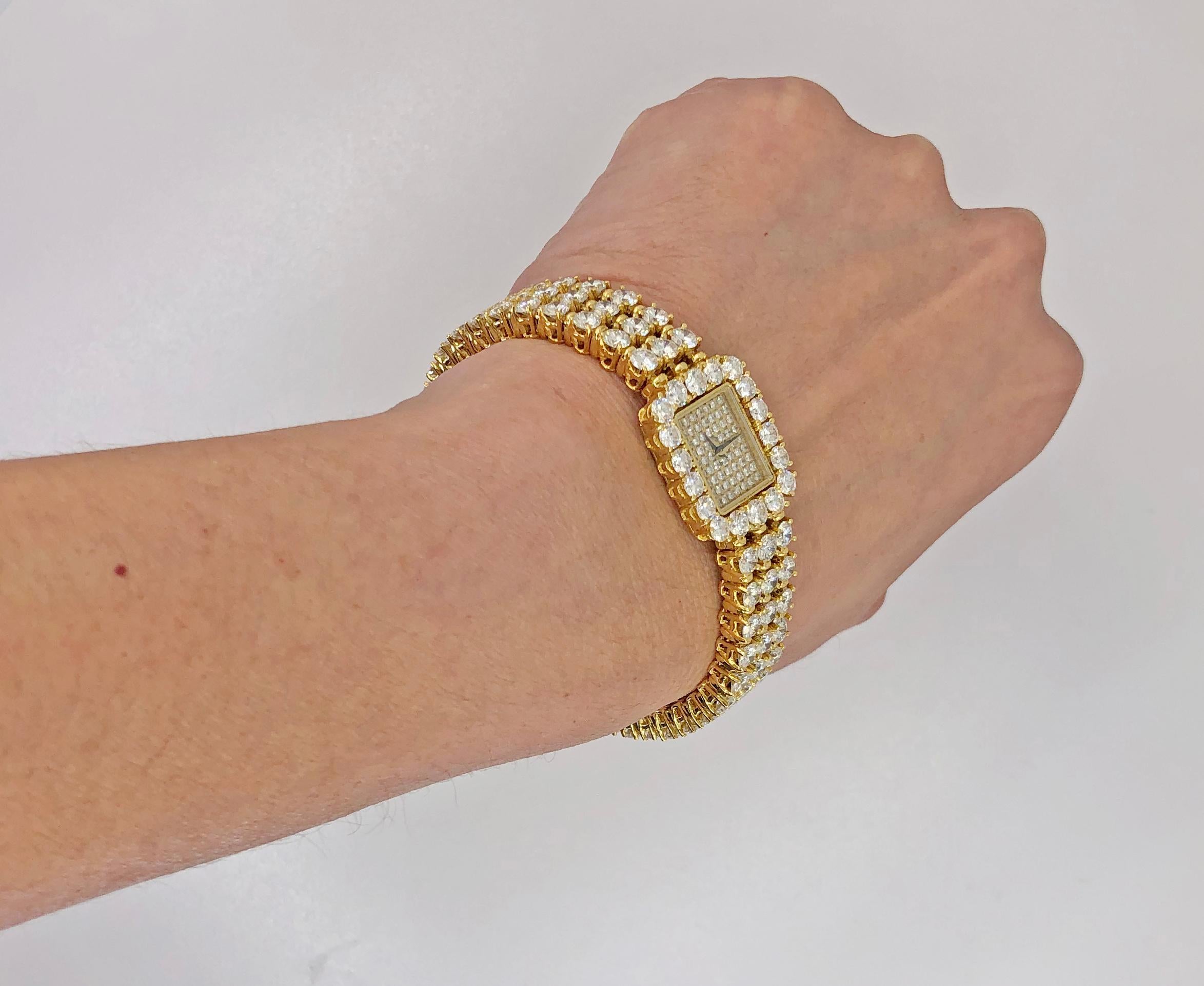Piaget Ladies Diamond Yellow Gold Halo Bracelet Wristwatch For Sale 3