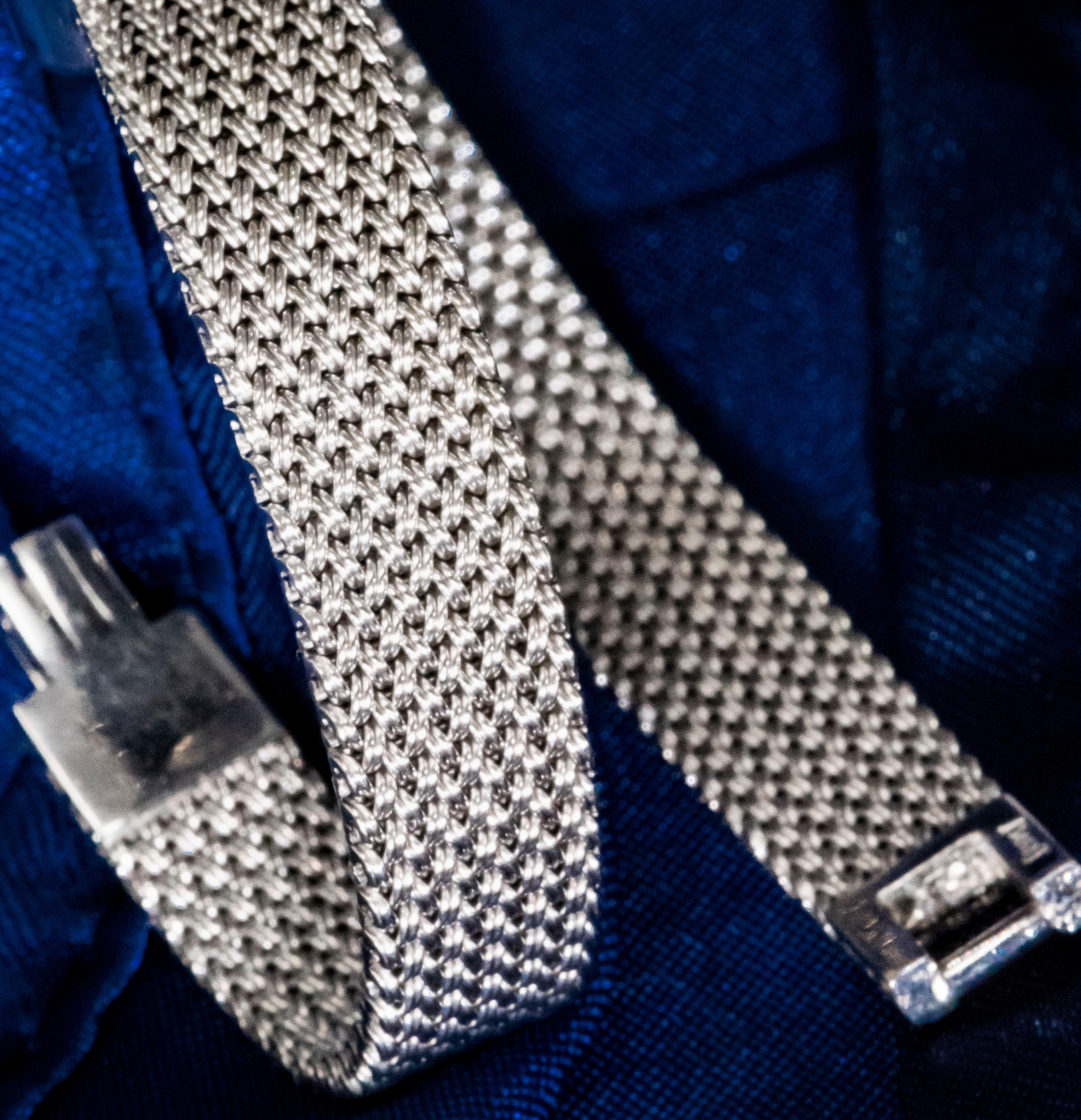 Piaget 1960s 18 Karat White Gold 2 Carat VS1 Diamond Mesh Bracelet Watch 1