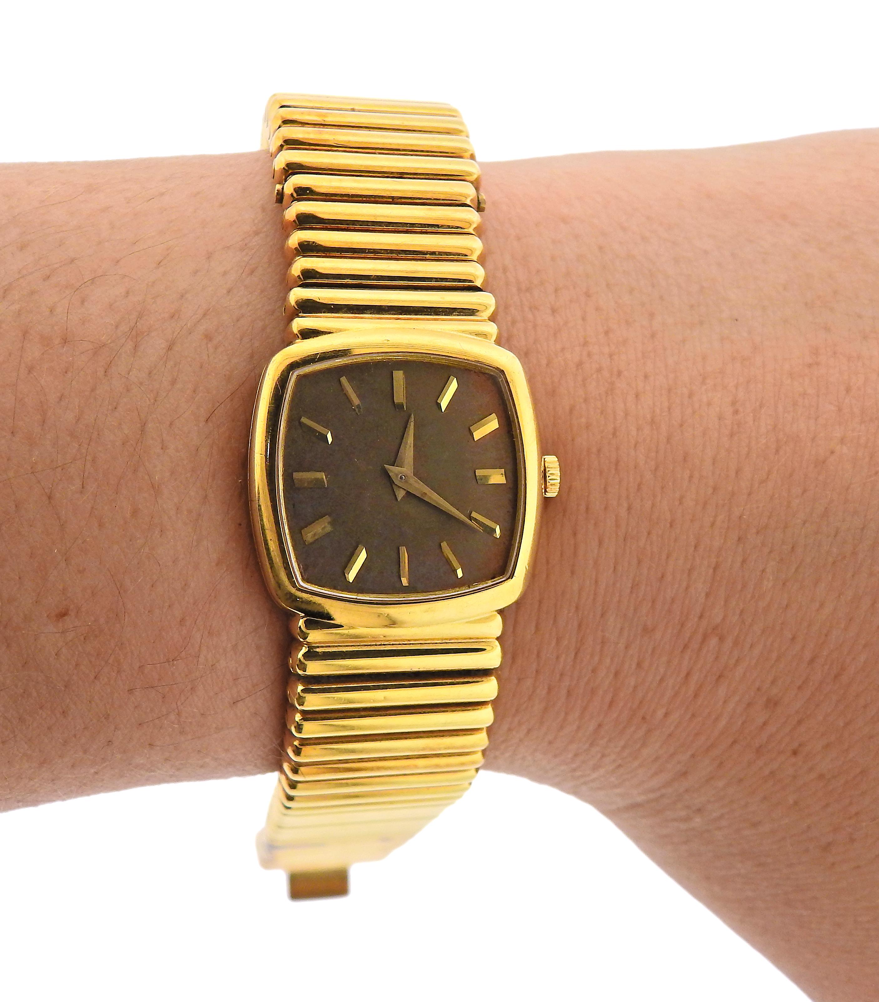 Piaget 1970s Gold Watch In Good Condition For Sale In New York, NY