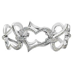 Piaget Bracelet à maillons en forme de cœur en or blanc avec diamants ronds de 4,70 carats