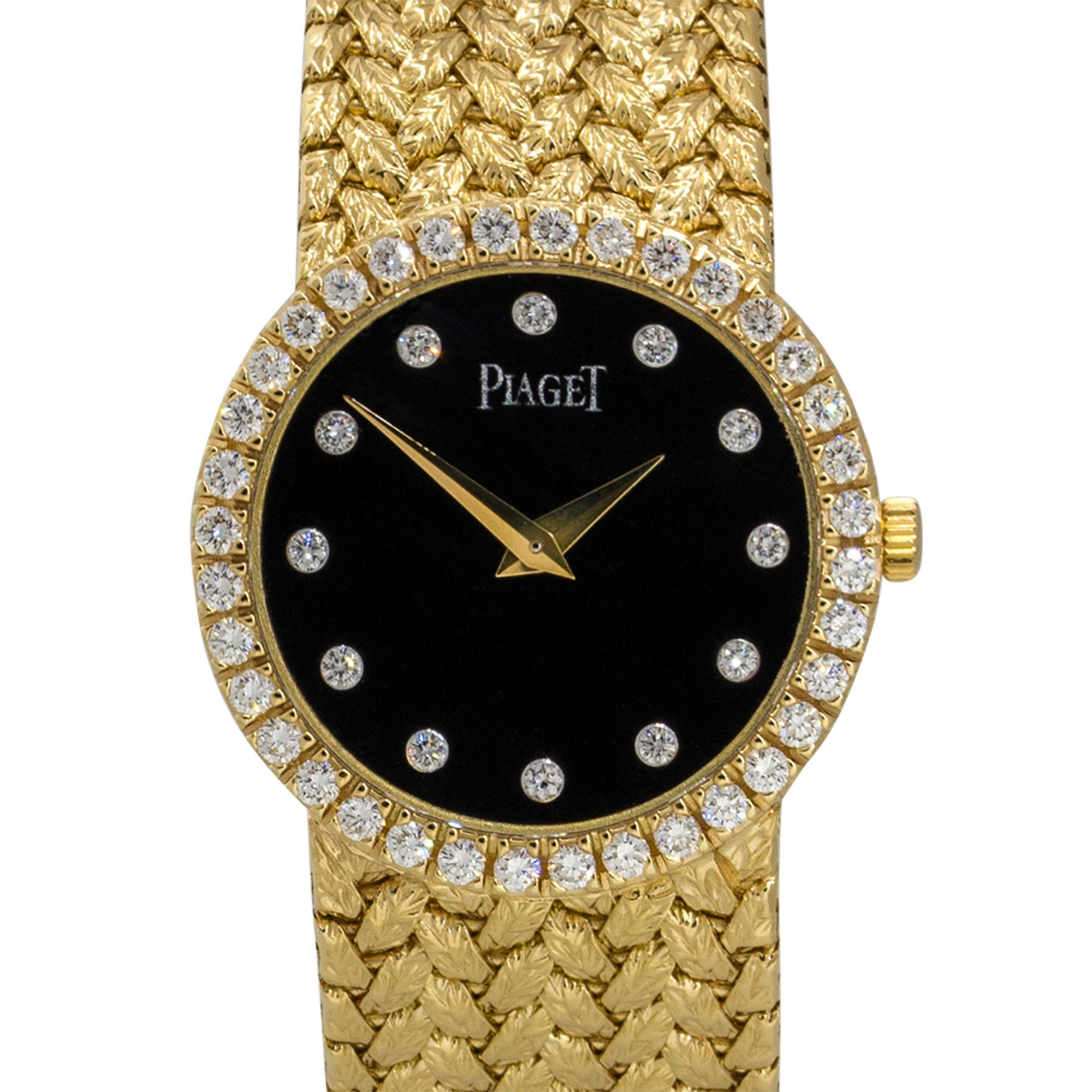 Taille ronde Piaget Montre pour femme 8706D2 en or jaune 18 carats, onyx noir et diamants en vente