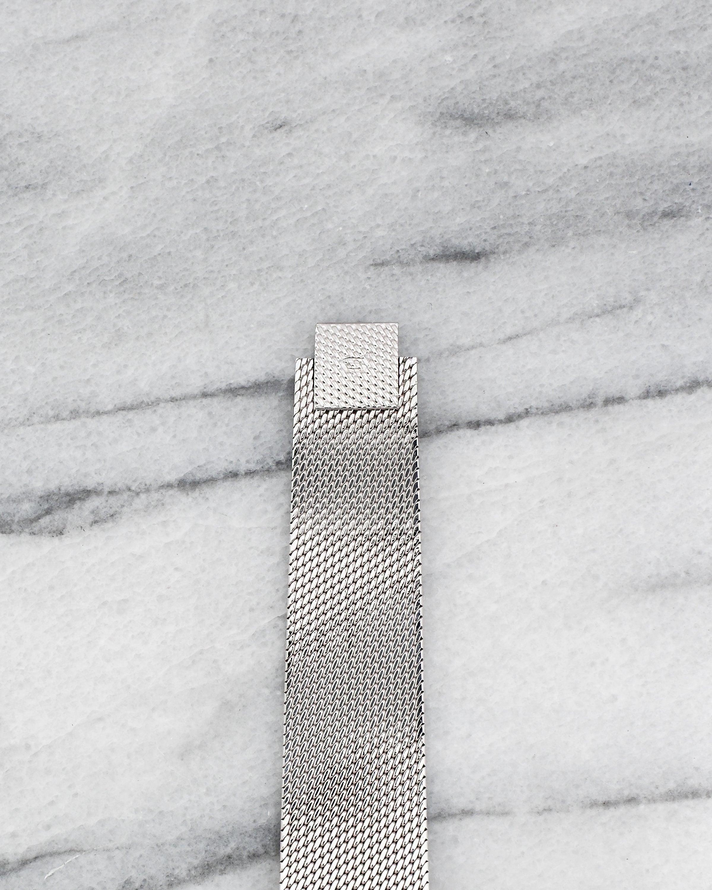 Women's or Men's Piaget 9151 Blue Lapis Dial Watch in 18K White Gold, 1970s For Sale