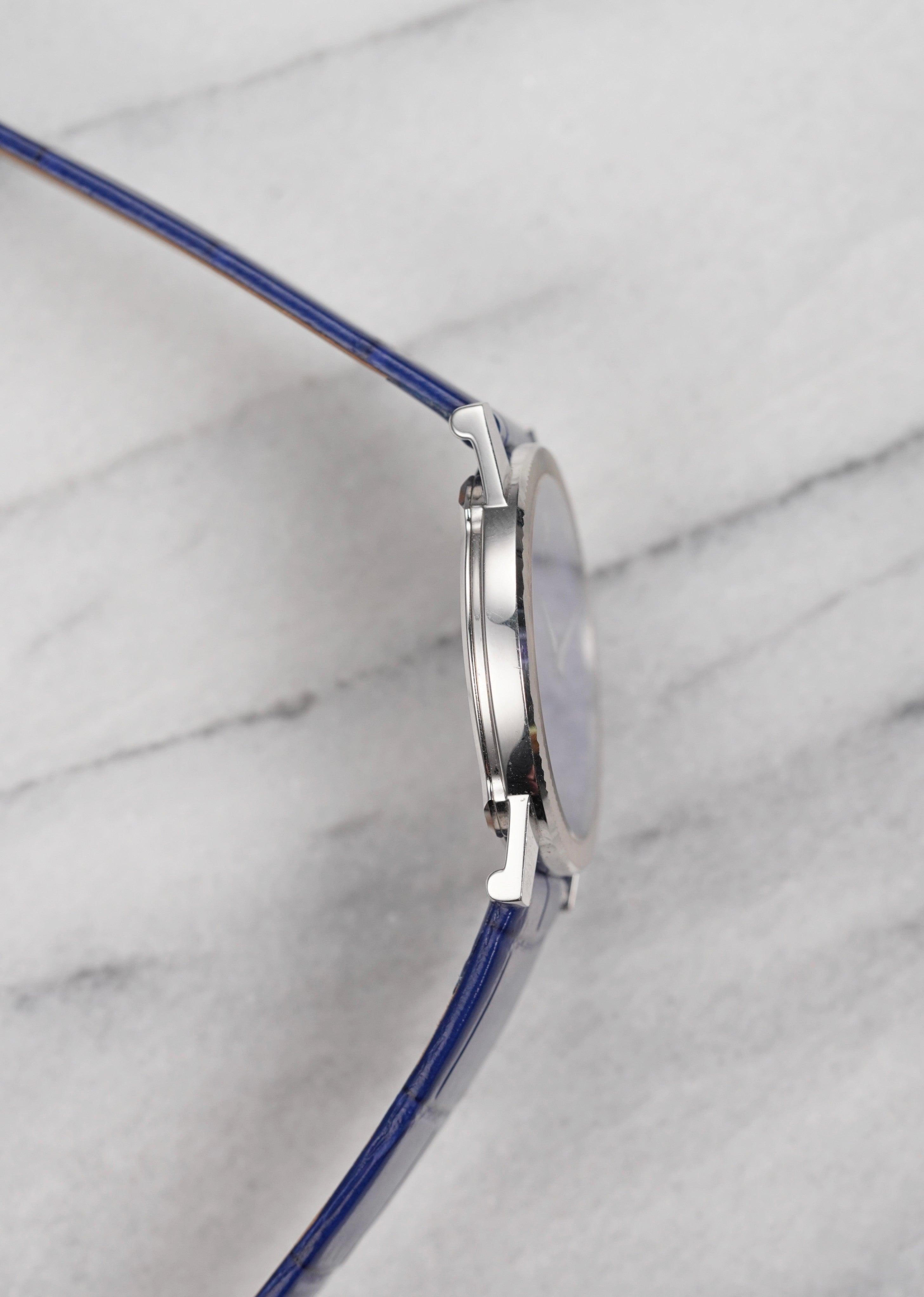 Reloj Piaget 91894 de oro blanco de 18 quilates con esfera de lapislázuli azul de oro blanco de 18 quilates, años 90 en Bueno estado para la venta en New York, NY