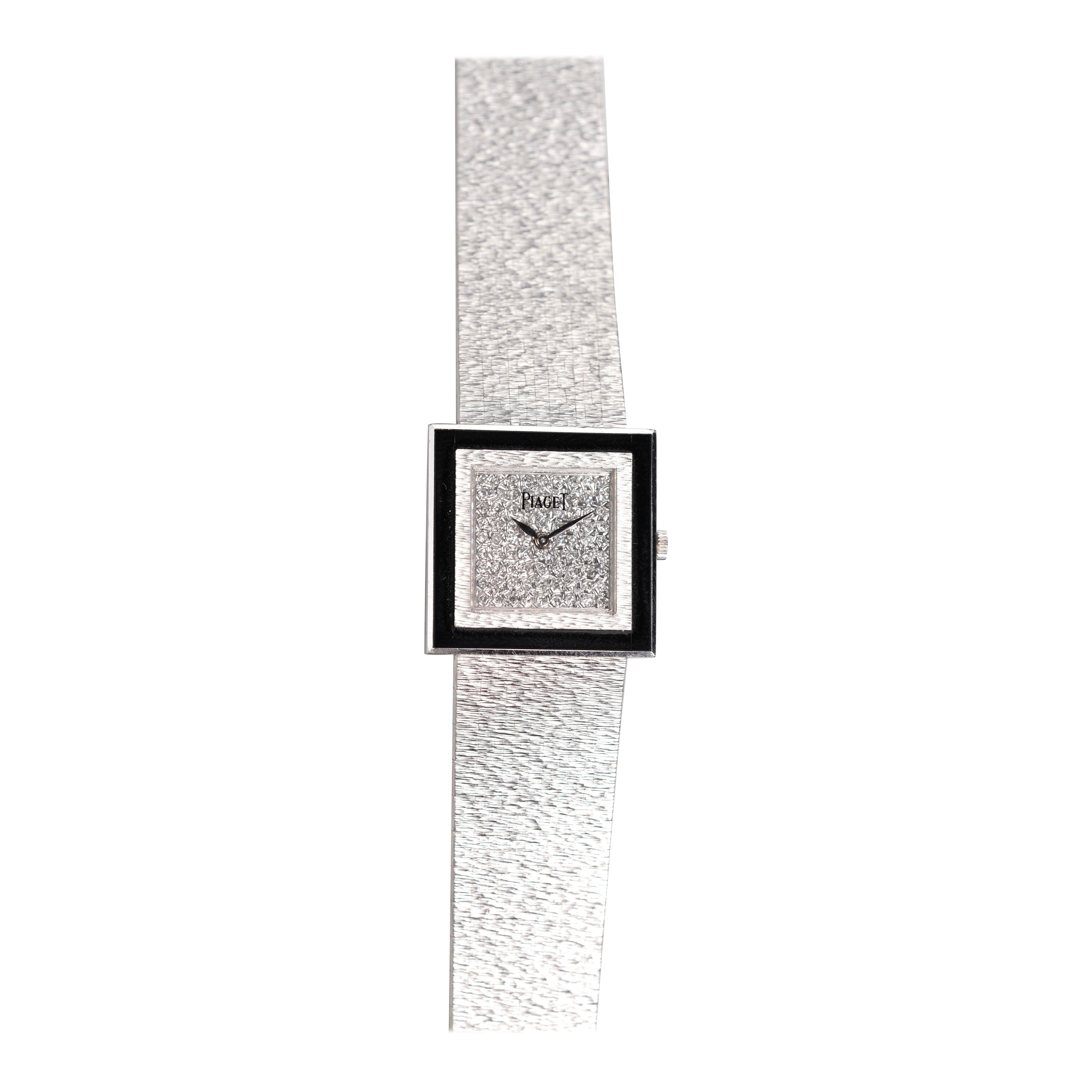 Piaget 9200 Orologio con quadrante in pavé e lunetta in onice in oro bianco 18 carati, anni '80 in vendita