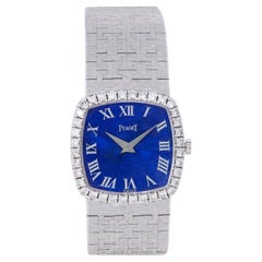 Piaget Montre vintage en or blanc avec lapis-lazuli et diamants 9236