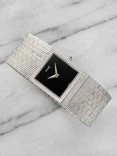 Piaget 9357 18K White Gold Boucheron Hobnail Onyx Dial Manual 30 mm