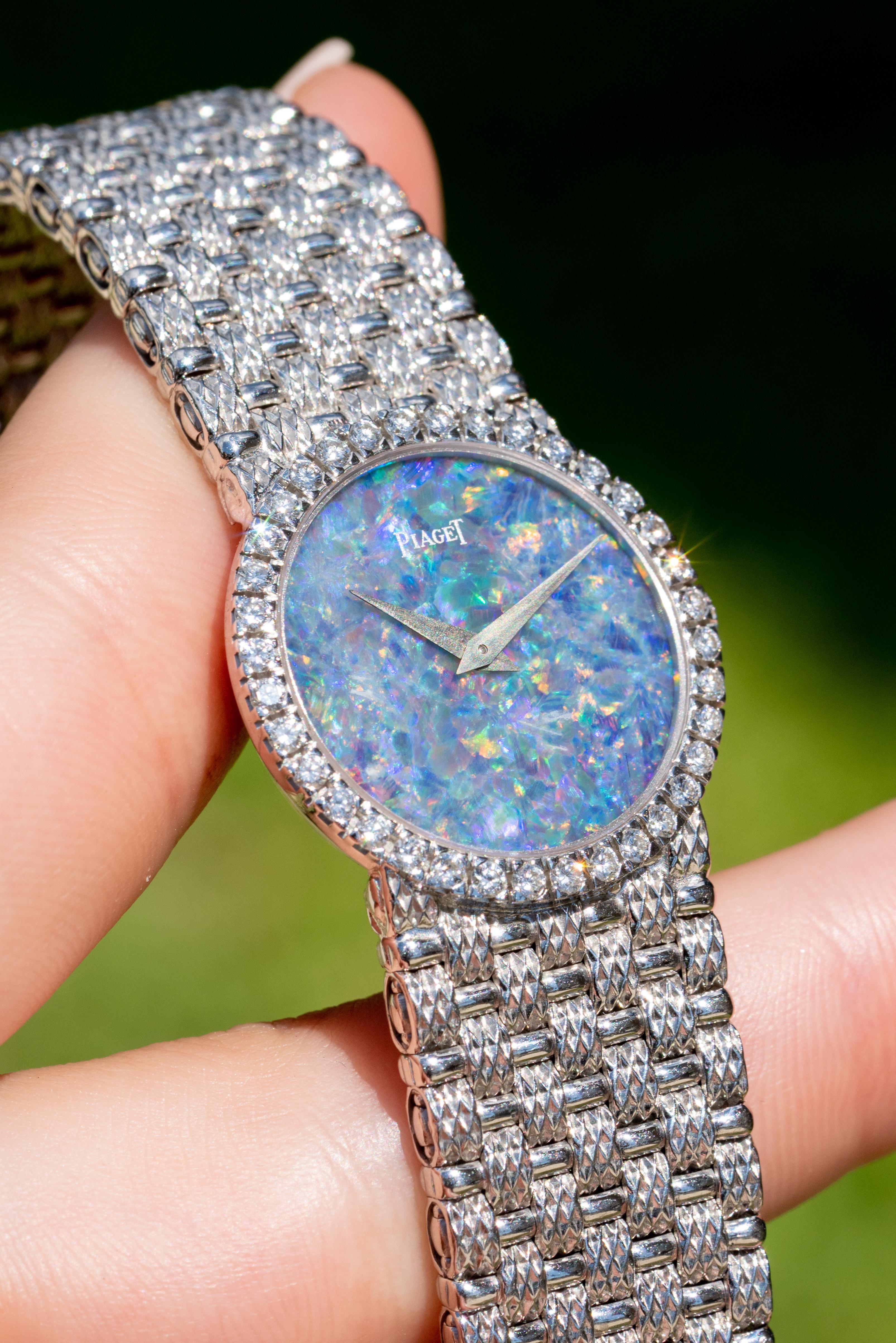 Piaget 9706D23 18k White Gold Opal Dial Diamond Ladies Watch For Sale 3