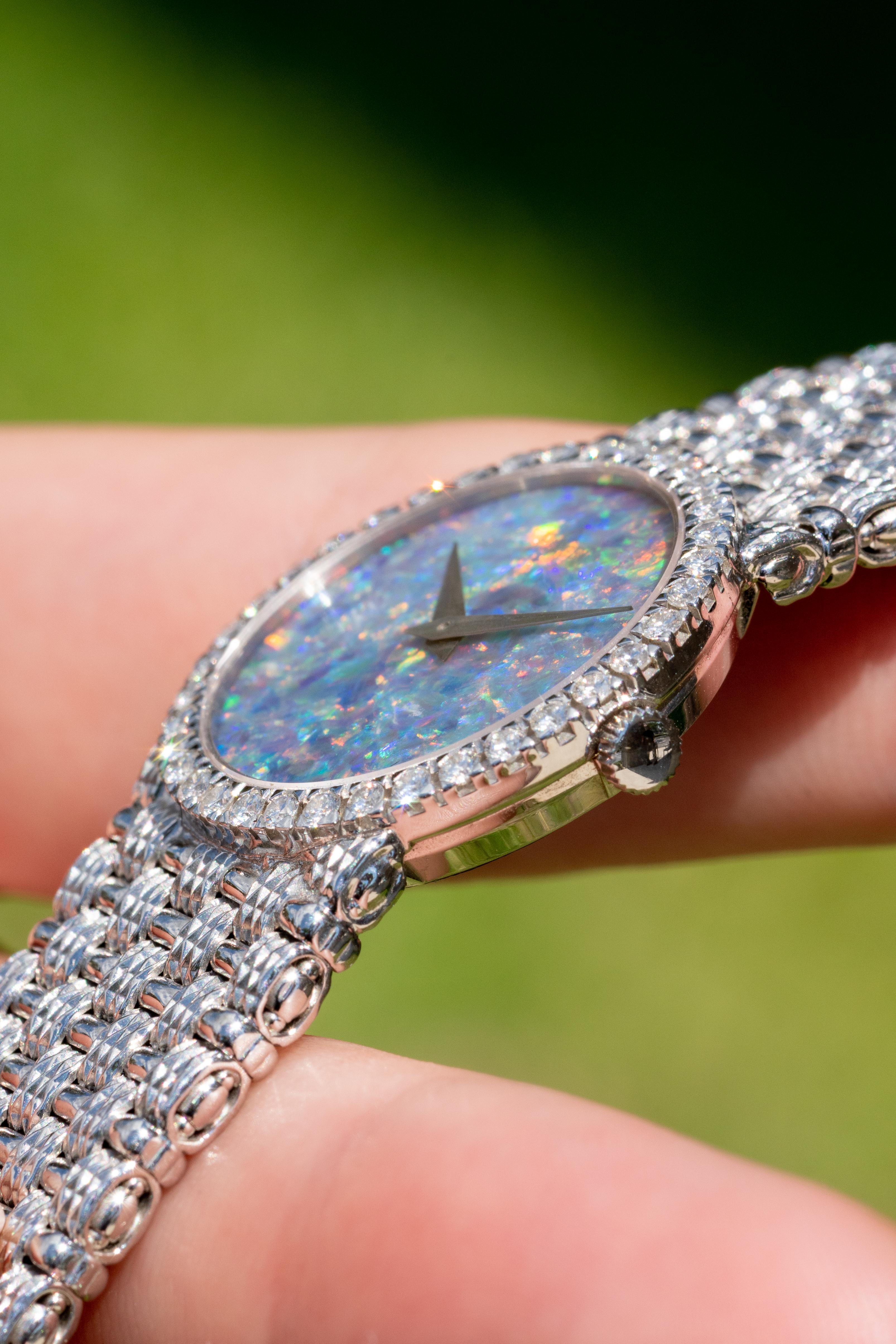 Piaget 9706D23 18k White Gold Opal Dial Diamond Ladies Watch For Sale 4