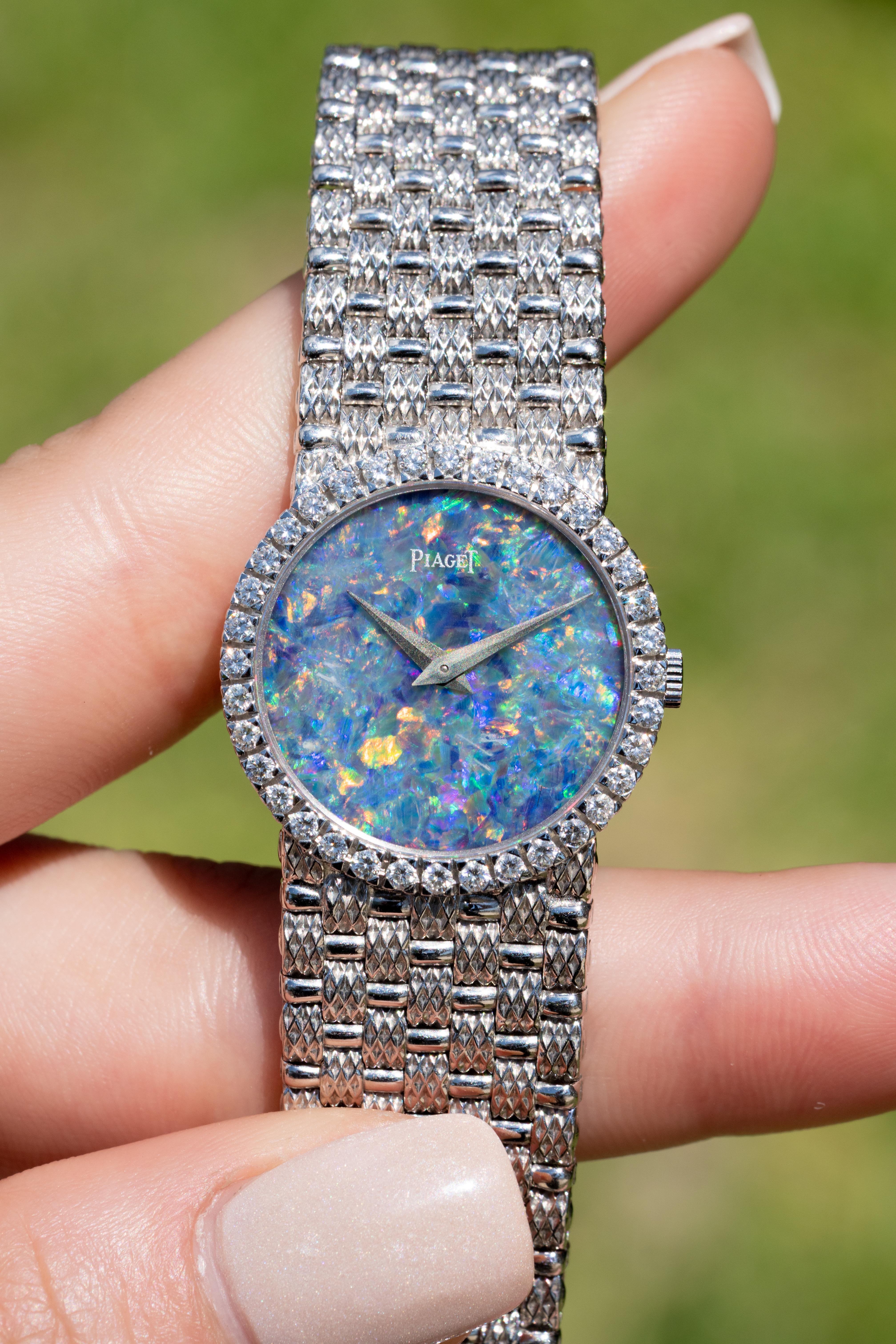 Piaget 9706D23 18k White Gold Opal Dial Diamond Ladies Watch In Excellent Condition For Sale In Boca Raton, FL
