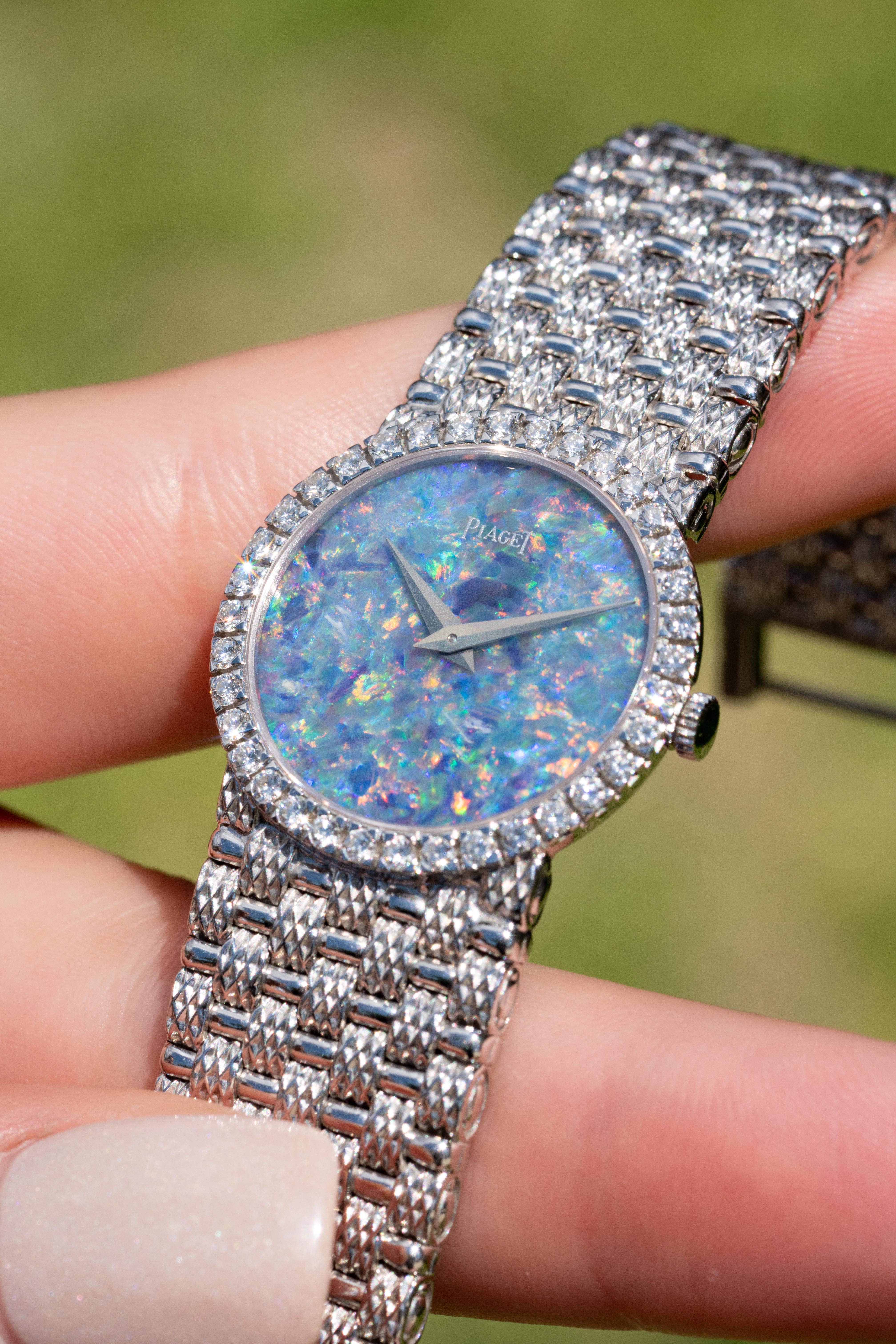 Women's Piaget 9706D23 18k White Gold Opal Dial Diamond Ladies Watch For Sale