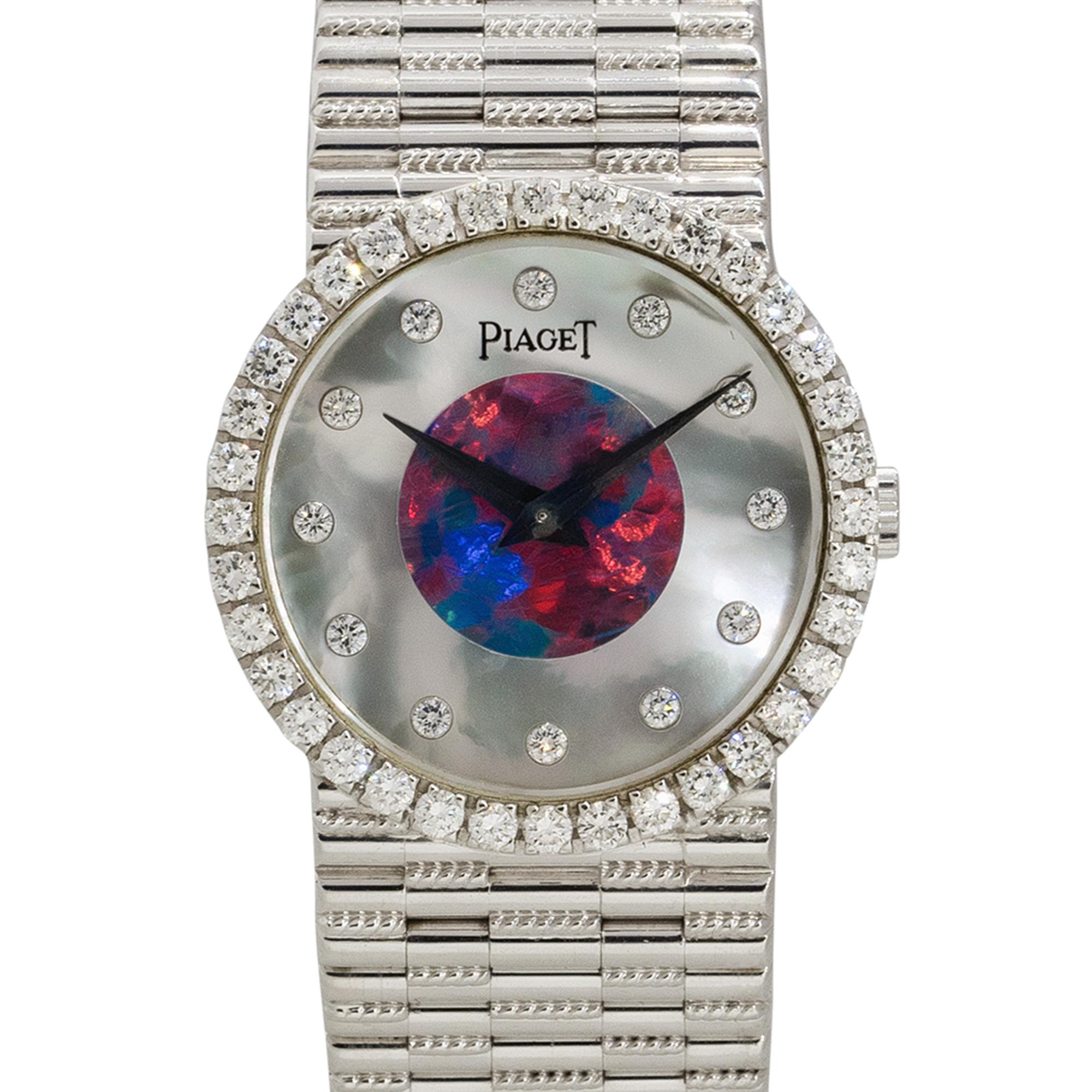 Piaget 9706G2 18k Weißgold Perlmutt-Opal-Damenuhr (Rundschliff) im Angebot