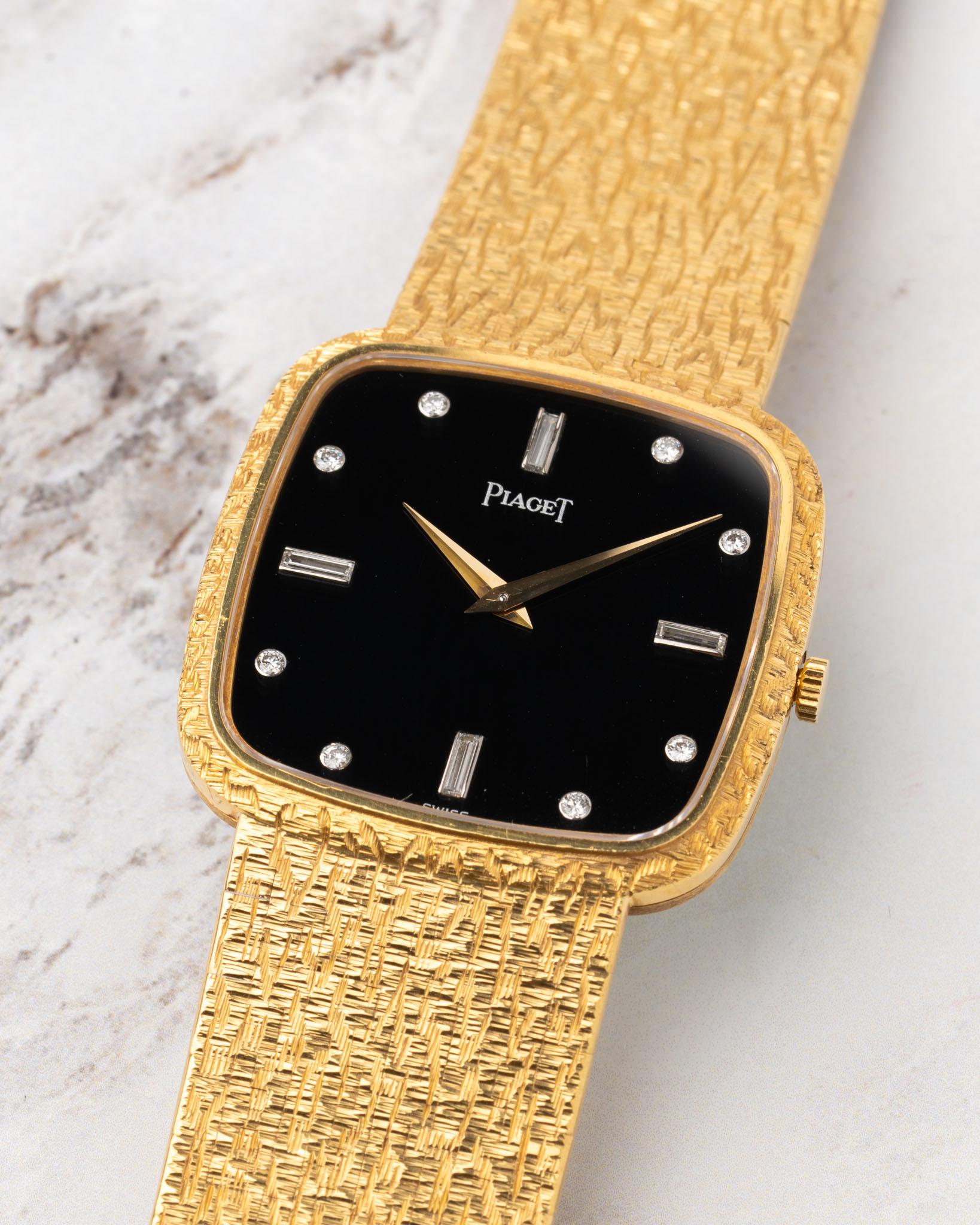 Piaget 9771 A68 Onyx and Diamond Dial 18k YG 1980s en venta 12