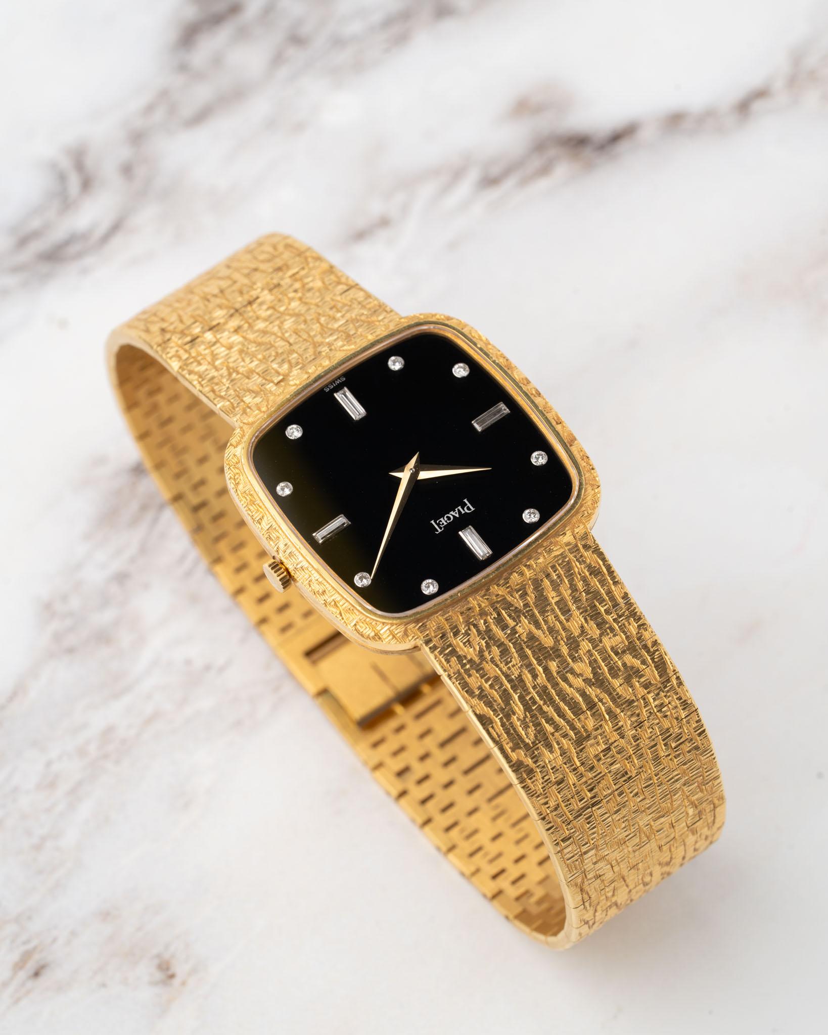 Piaget 9771 A68 Onyx and Diamond Dial 18k YG 1980s en venta 2