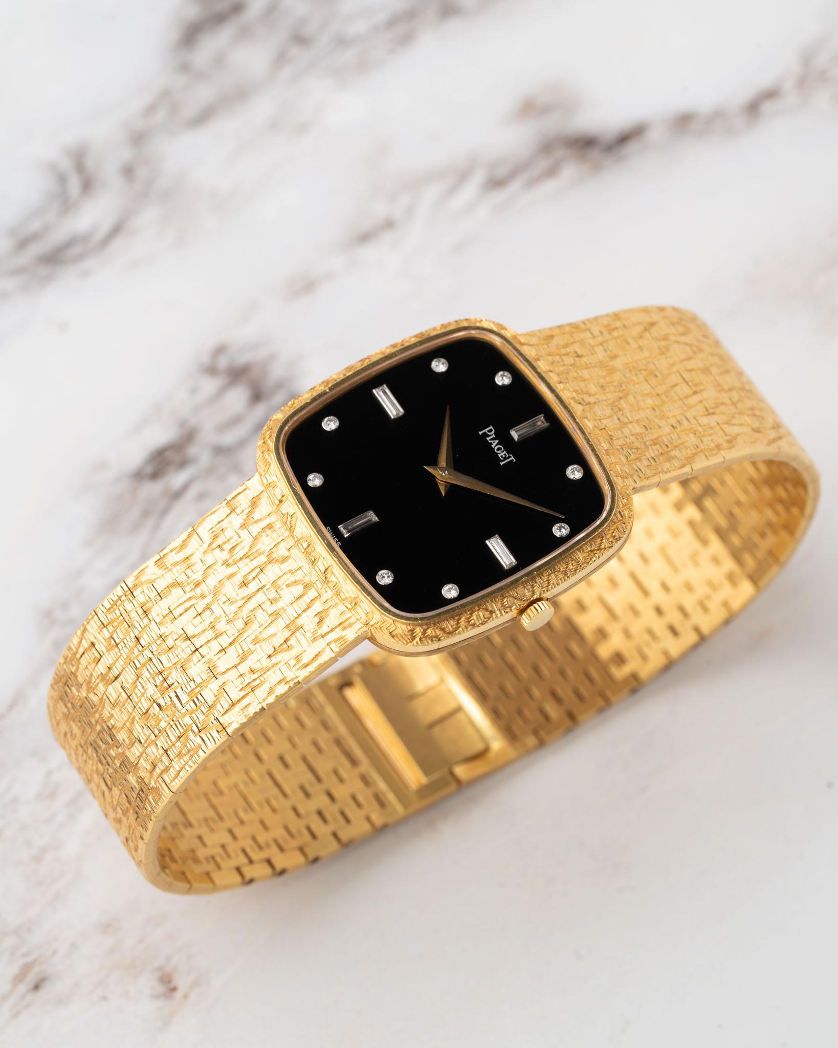 Piaget 9771 A68 Onyx and Diamond Dial 18k YG 1980s en venta 3