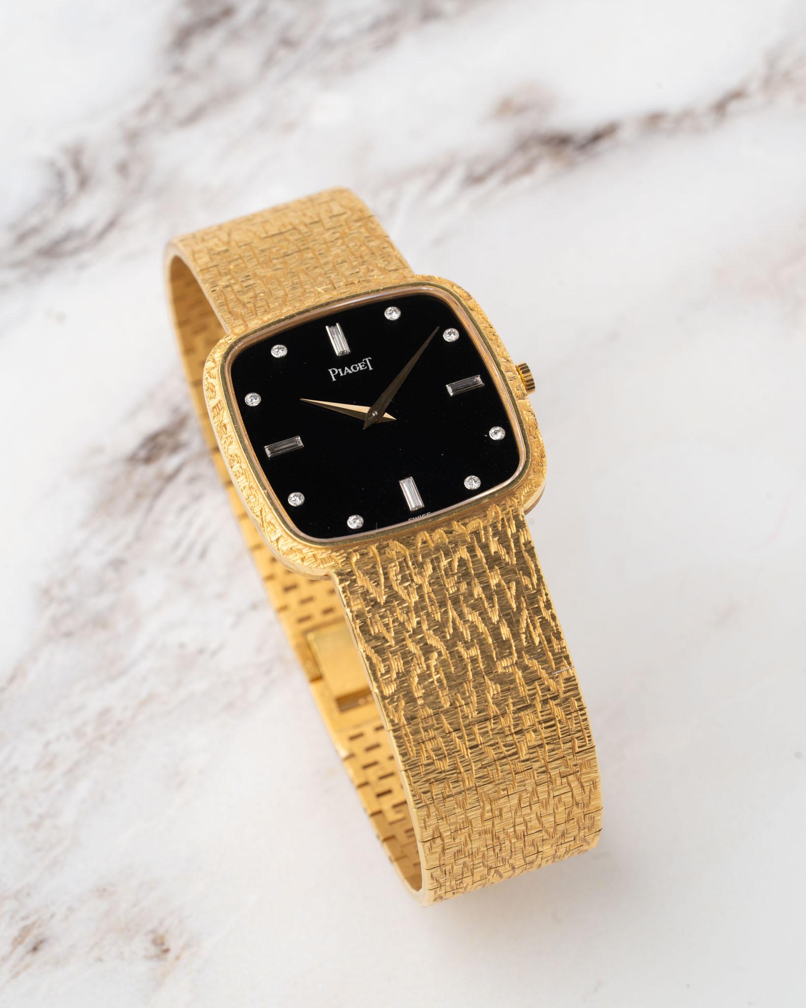 Piaget 9771 A68 Onyx and Diamond Dial 18k YG 1980s en venta 4