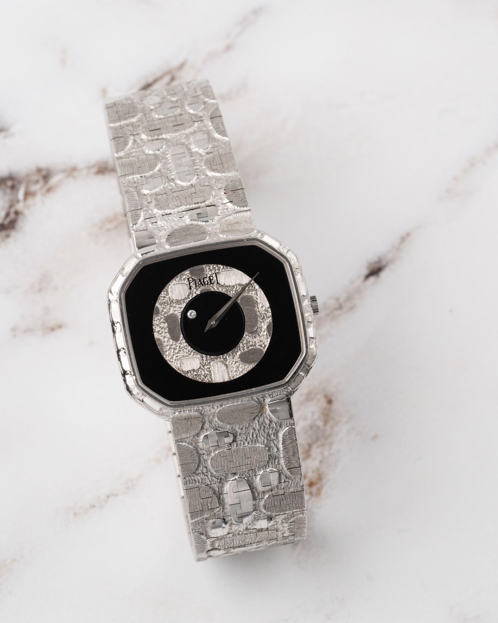 Women's or Men's Piaget 9781A80 Mystery Onyx Dial 18k WG 1980s For Sale