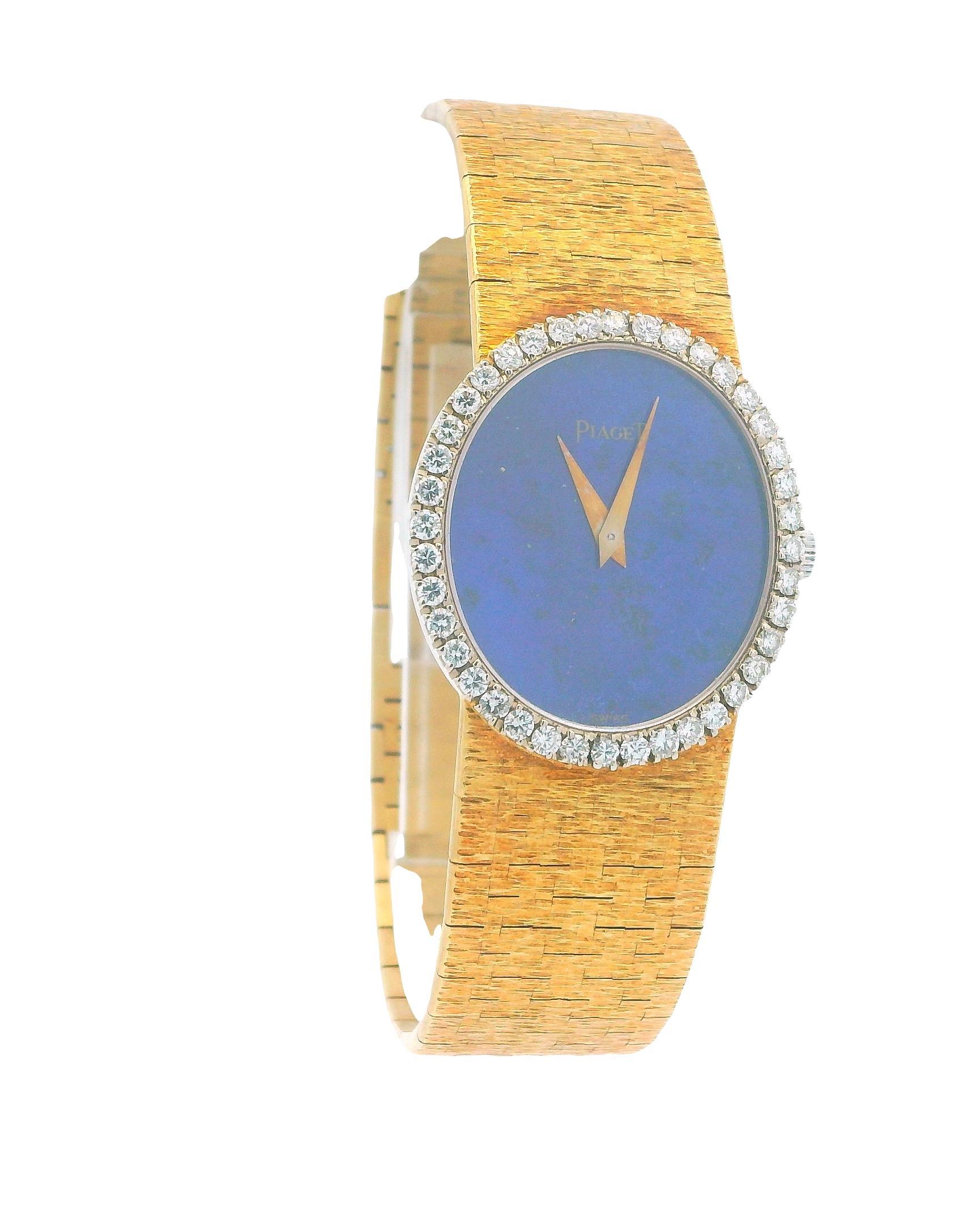 This exquisite watch, referenced as 9826A6, is a yellow gold and diamond-set bracelet timepiece featuring a striking lapis lazuli dial, dating back to approximately 1975. Its case is crafted from 18k yellow gold with a luxurious diamond-set bezel,