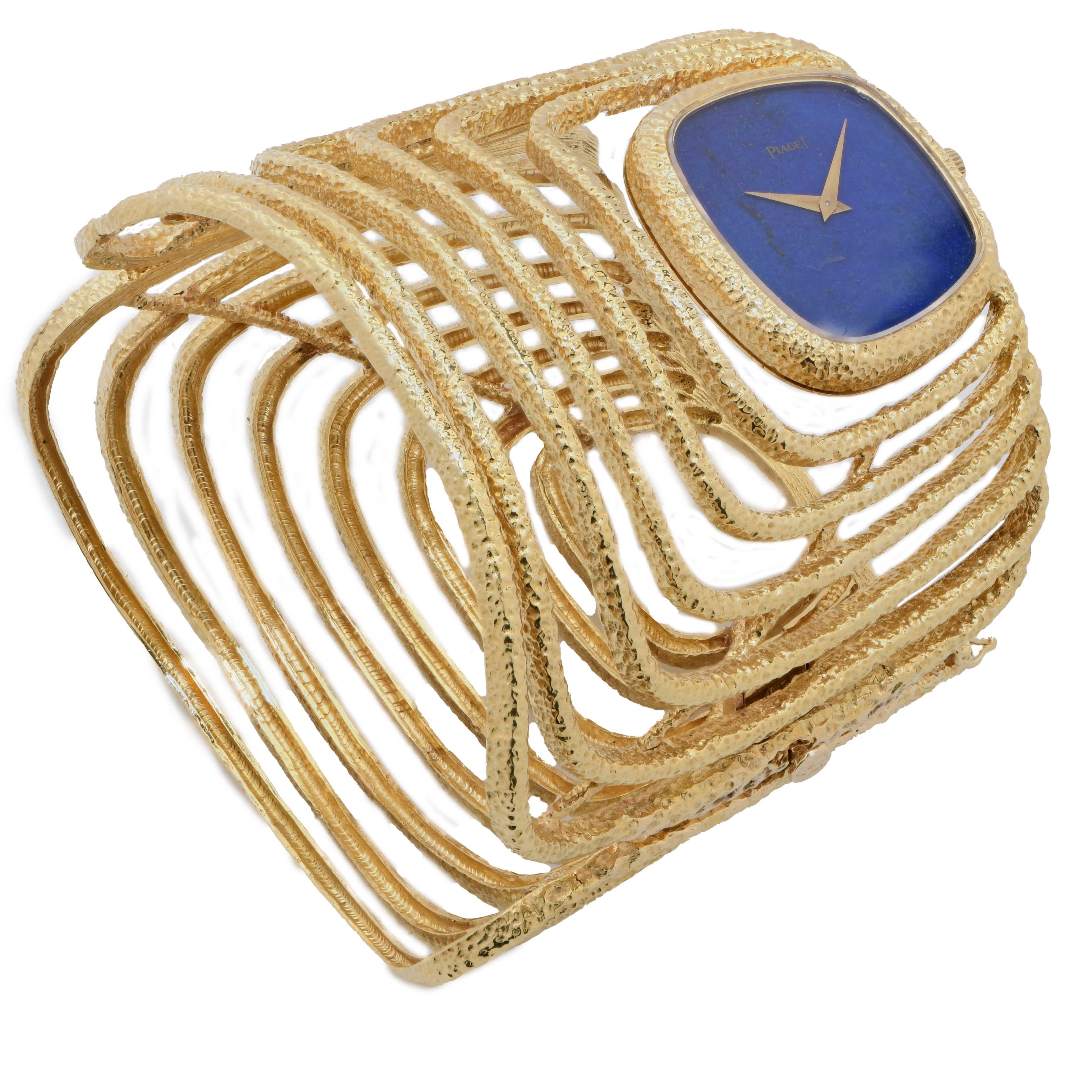 Piaget. Eine sehr seltene Armbanduhr aus 18 Karat Gold und Lapislazuli im Zustand „Gut“ in Bay Harbor Islands, FL