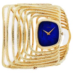 Piaget. Eine sehr seltene Armbanduhr aus 18 Karat Gold und Lapislazuli