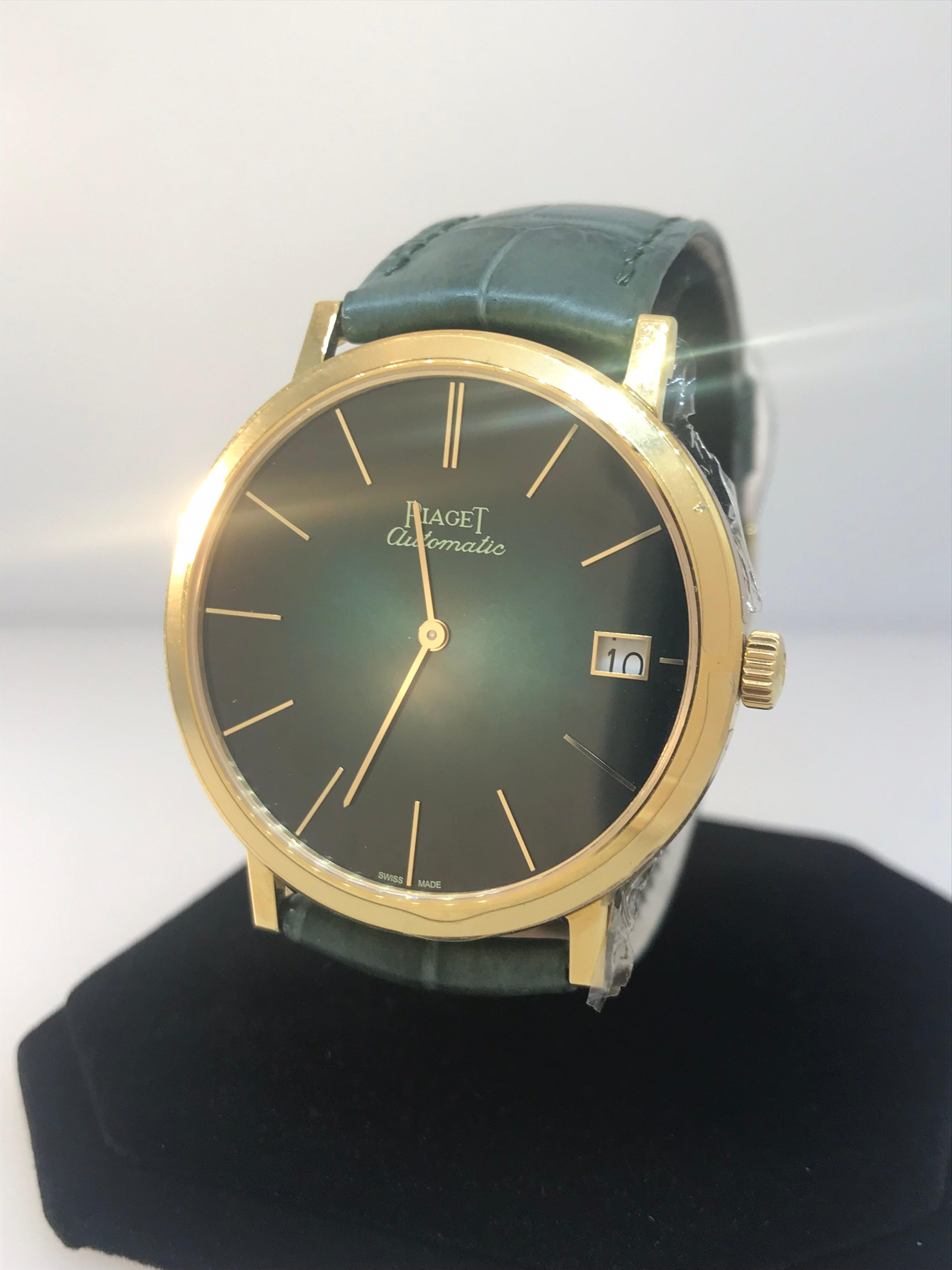 Piaget Altiplano Men's Watch

Model Number: G0A42052

100% Authentic

Brand New 

Comes with original Piaget box and warranty

18 Karat Yellow Gold Case & Buckle

Green Dial

Case Diameter: 40mm

Green Alligator leather band

Tang Buckle

Retails