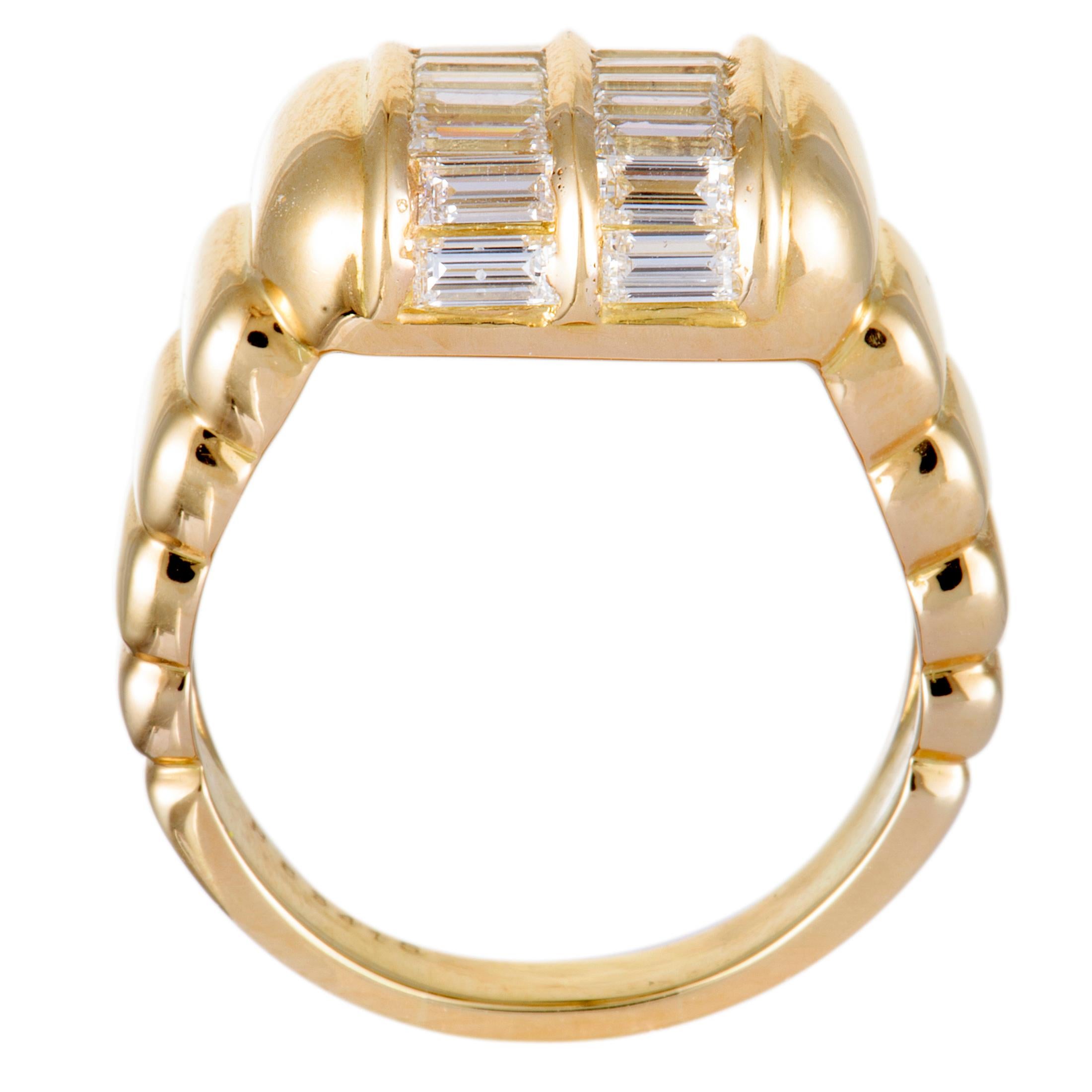 With an exceptionally prestigious design that is luxuriously topped off with lustrous diamonds, this stunning Piaget ring offers an incredibly elegant appearance. The ring is made of stylish 18K yellow gold and it is set with colorless (grade F)