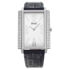 Piaget Montre manuelle Black Tie P10098 en or blanc avec cadran argenté 28 mm