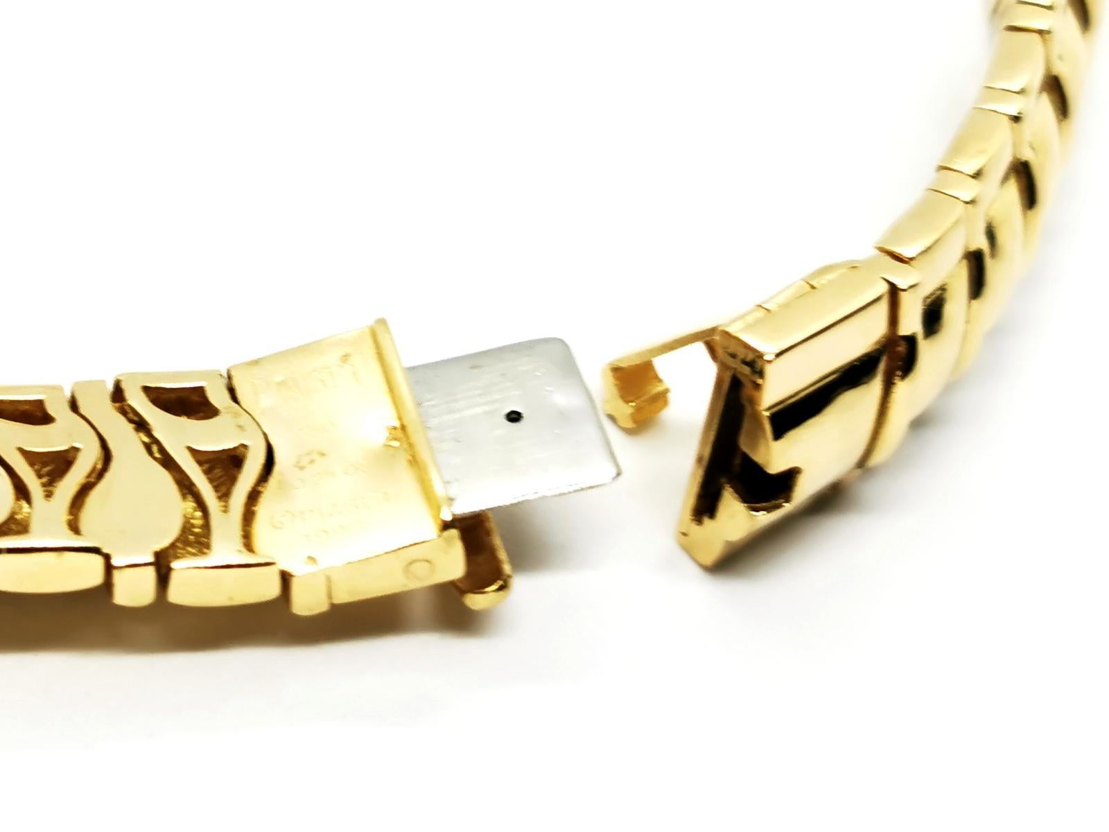 Piaget Chain Necklace Tanagra Yellow Gold For Sale 3