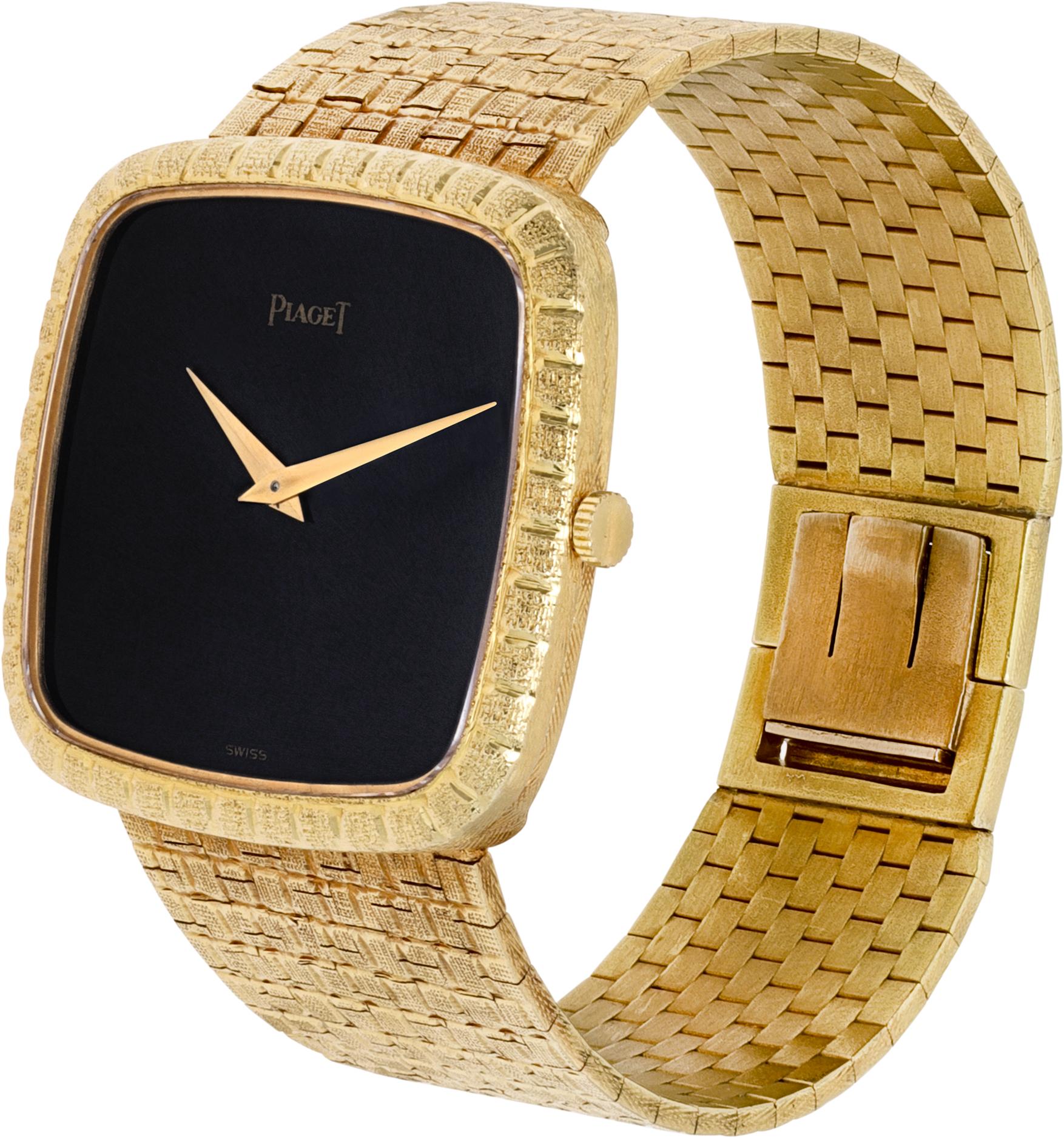 Piaget Classic en or jaune 18 carats avec cadran en onyx noir et bracelet en maille 18 carats. Convient à un poignet de 6 pouces. Remontage manuel. Boîtier de 30 mm. Réf 9772. Montre Piaget d'occasion.

 La montre d'occasion certifiée Dress Piaget