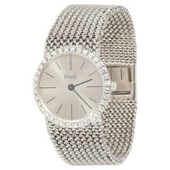 Piaget Classique 926 D21 Women's Watch in 18 Karat White Gold