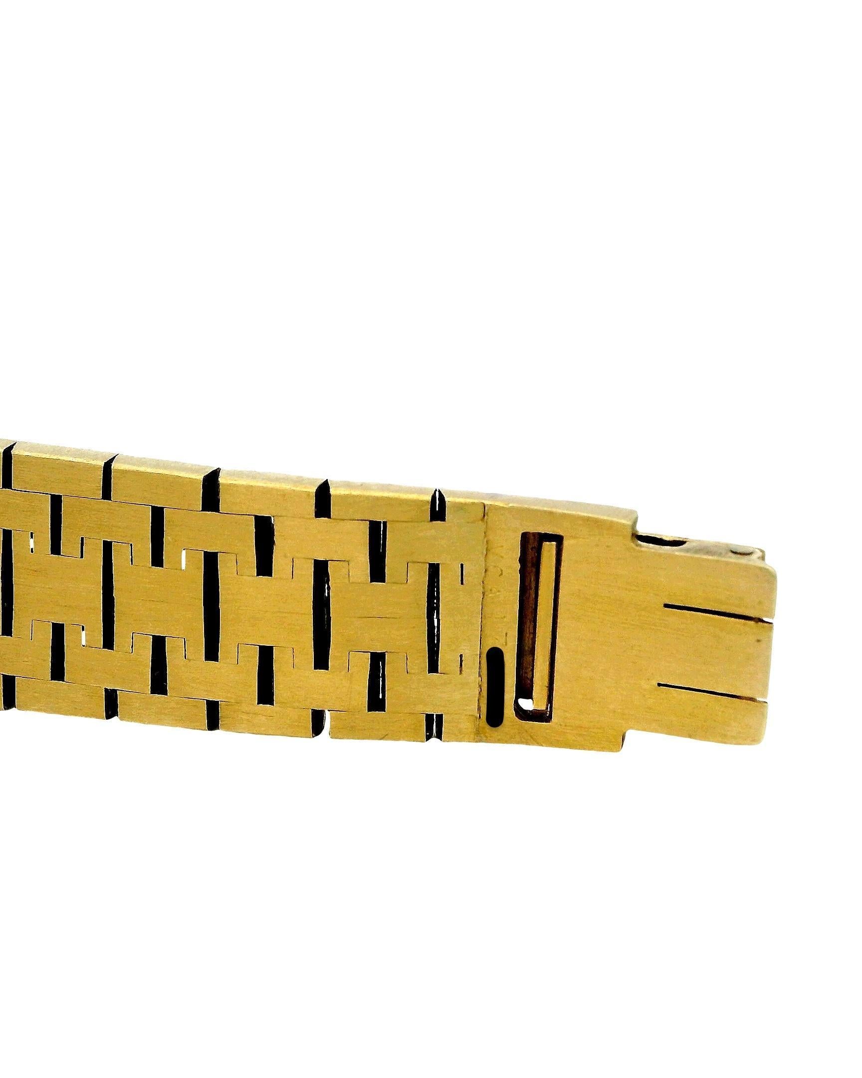 Piaget Cocktail 18K Yellow Gold by Georges L'Enfant and retailer by VCA For Sale 3