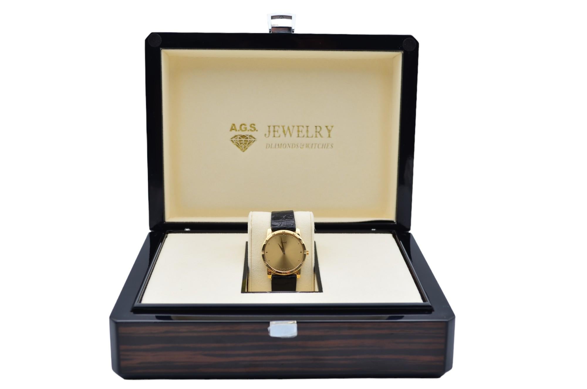 The watch is in a very good condition, it has professional polish and it’s working well. The leather strap is not original. The total length of the bracelet (case+bracelet) is ….It shows slight signs of wear and scratches, it can be polished if