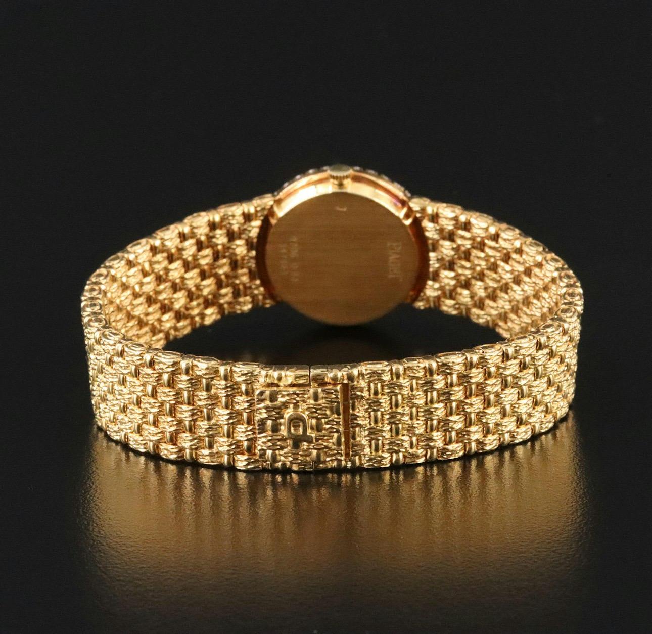 Piaget Dancer 9706 D23 Diamond Set
18K Gold 24mm Manual-Wind Watch For Sale 2