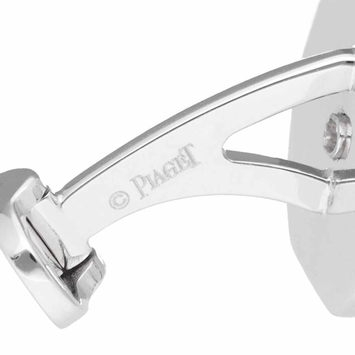 Boutons de manchette en or blanc 18K avec diamants de Piaget en vente 1