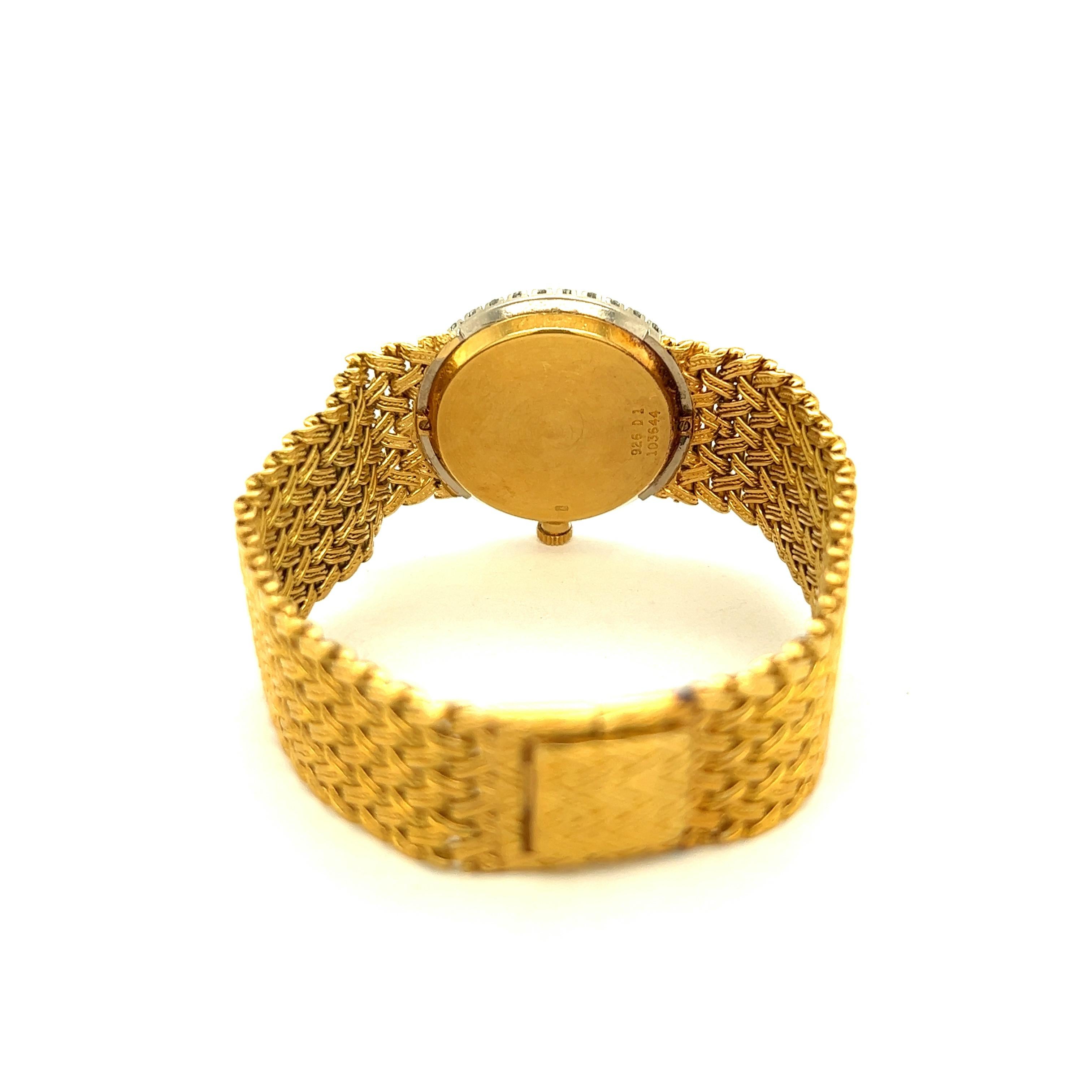 Montre-bracelet pour dame en or jaune 18k avec diamants Piaget Bon état - En vente à New York, NY