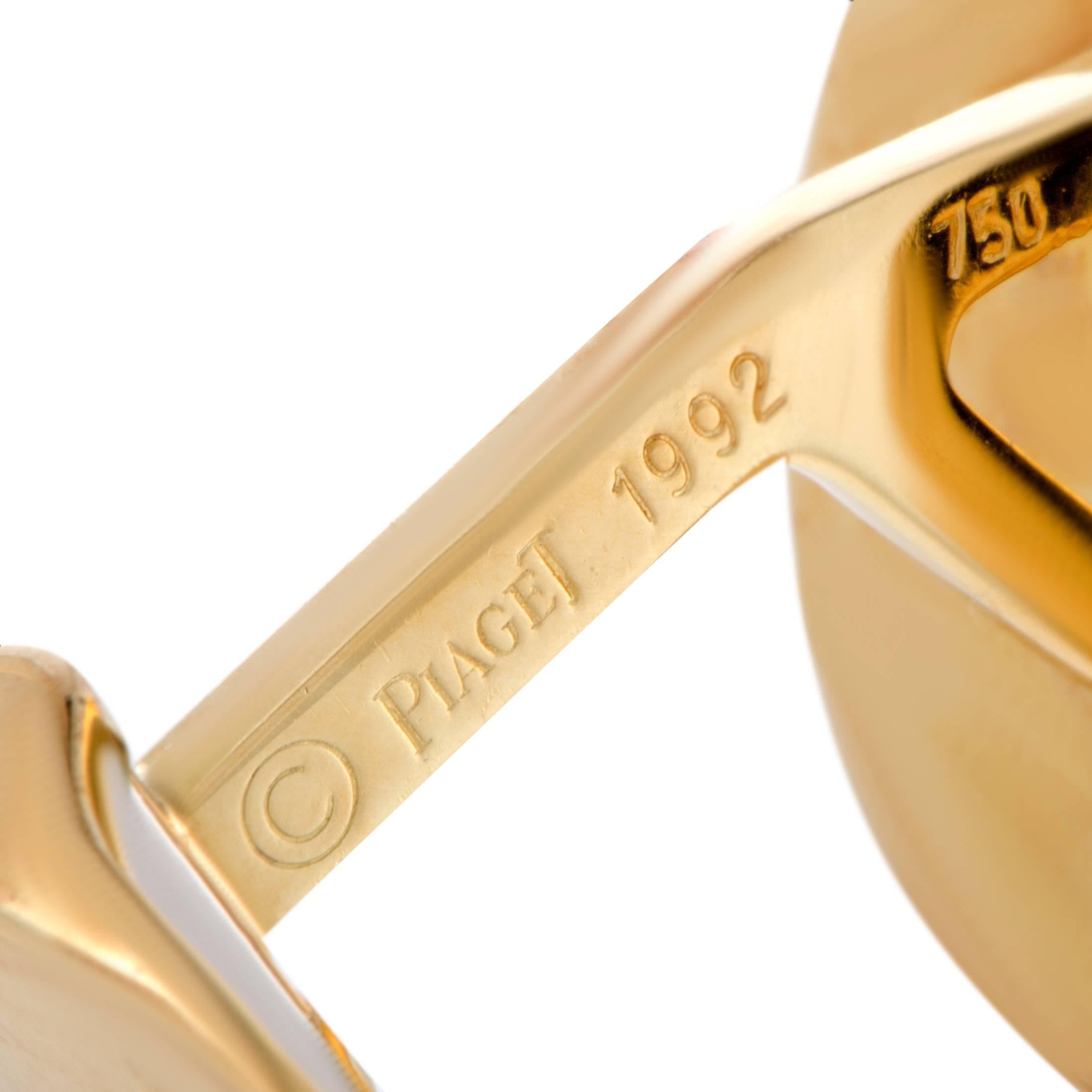 Piaget Diamond Yellow Gold Cufflinks In Excellent Condition In Southampton, PA
