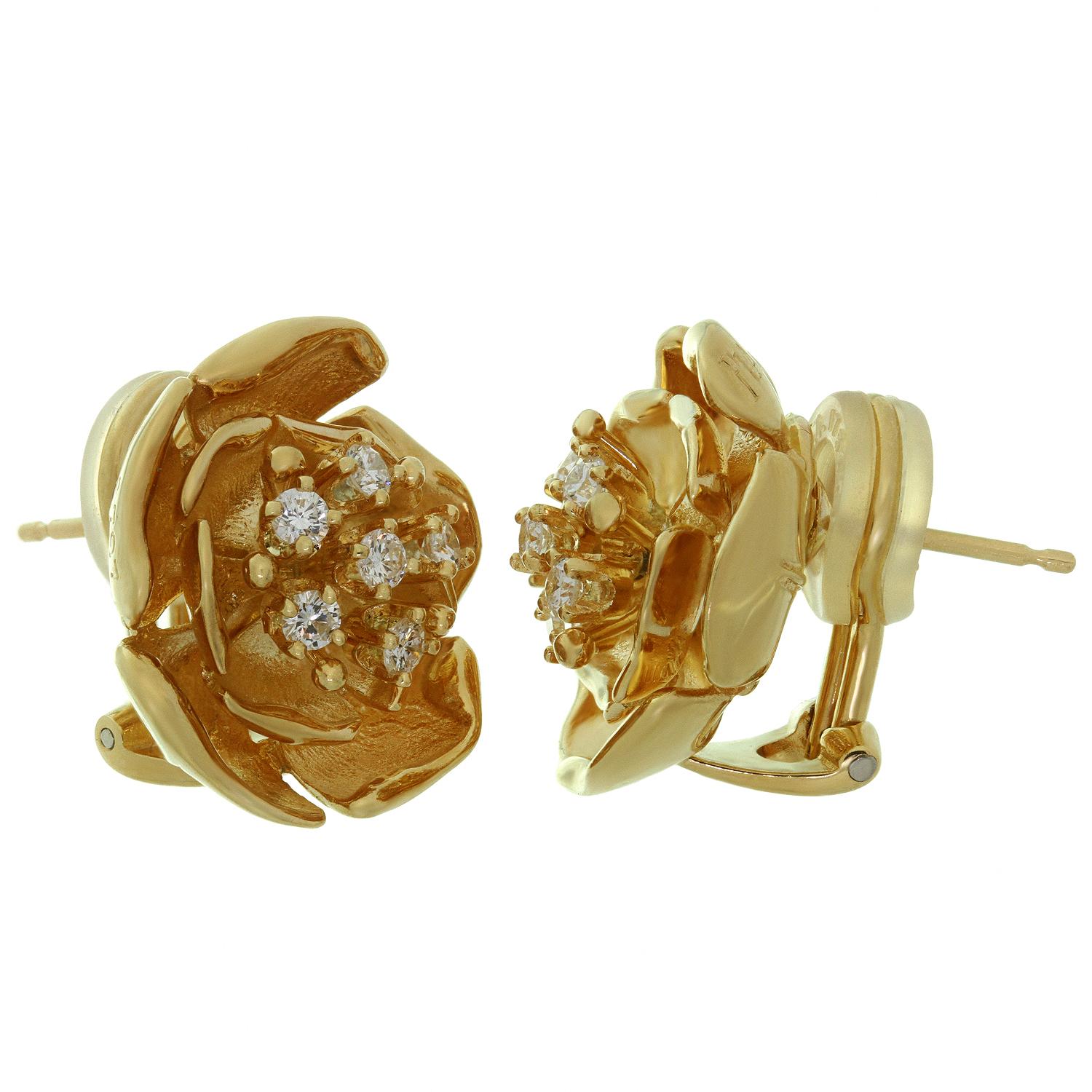 Piaget Set aus Diamant-Gelbgold-Blumen-Ohrringen und Brosche-Anhänger Damen im Angebot