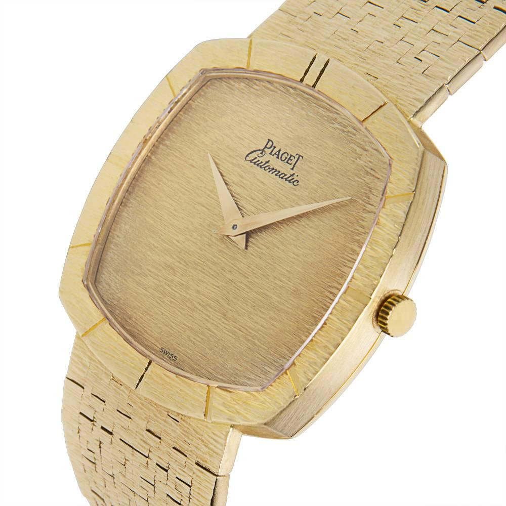 
Piaget Dress 12421 A6 Vintage Unisex Watch in 18K Yellow Gold

SKU: 046219

PRIMARY DETAILS
Brand:  Piaget
Model: Dress
Serial Number: ***
Country of Origin: Switzerland
Movement Type: Mechanical: Automatic/Kinetic
Refurbished Notes: Overhaul,