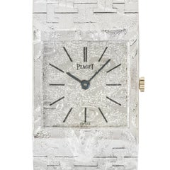 Piaget Dress Watch Ladies 18 Karat White Gold Textured Silvered Dial 9131 A 17