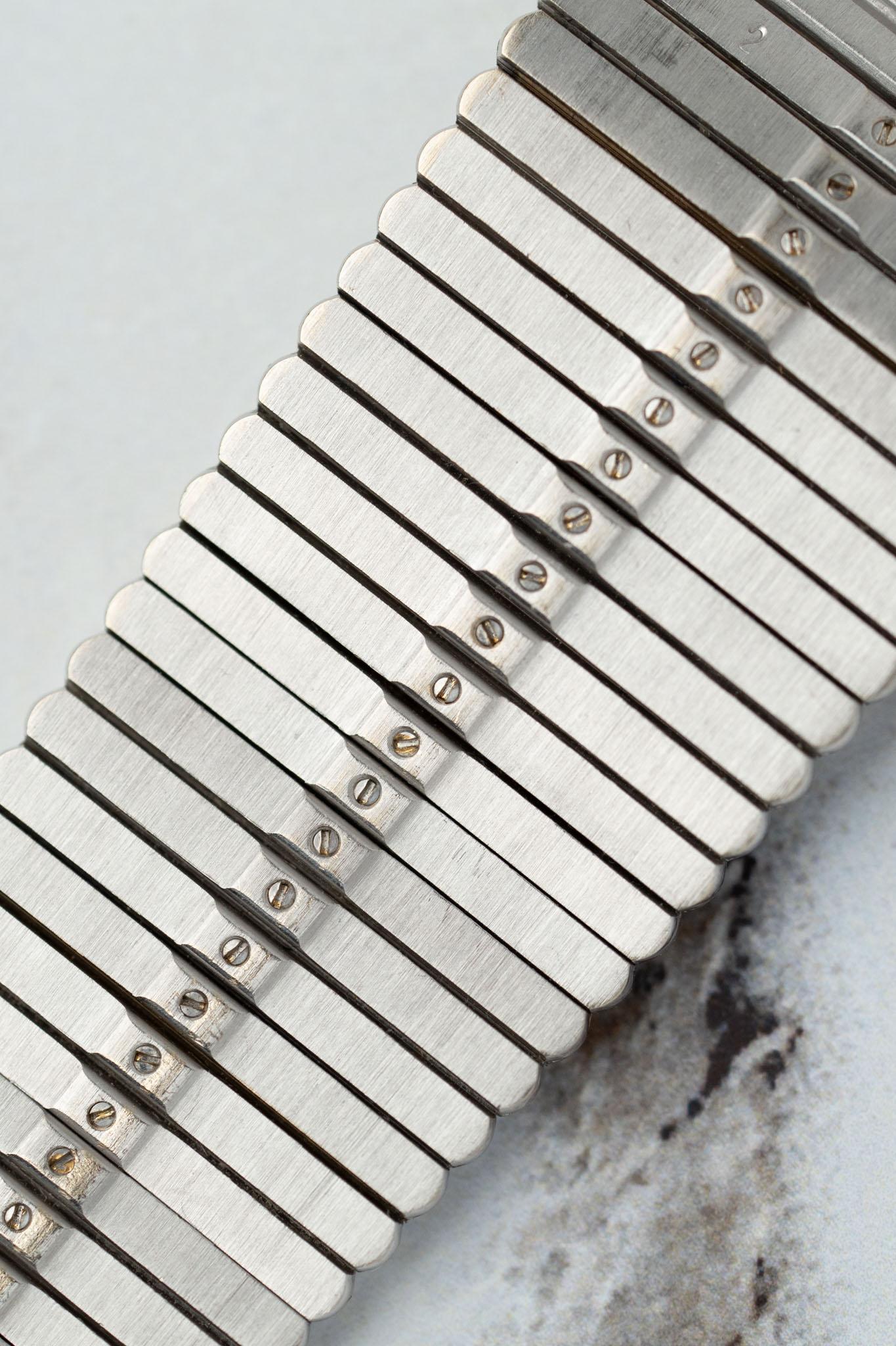 Piaget Emperador 9131 Pave Diamond Sapphire Dial Pave Diamond Bracelet 18k WG en vente 4