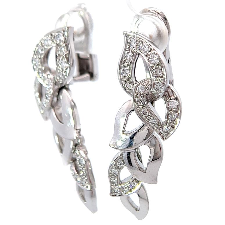 Women's or Men's Piaget Floral 1.30 Carats Diamonds 18 Karat White Gold Earrings