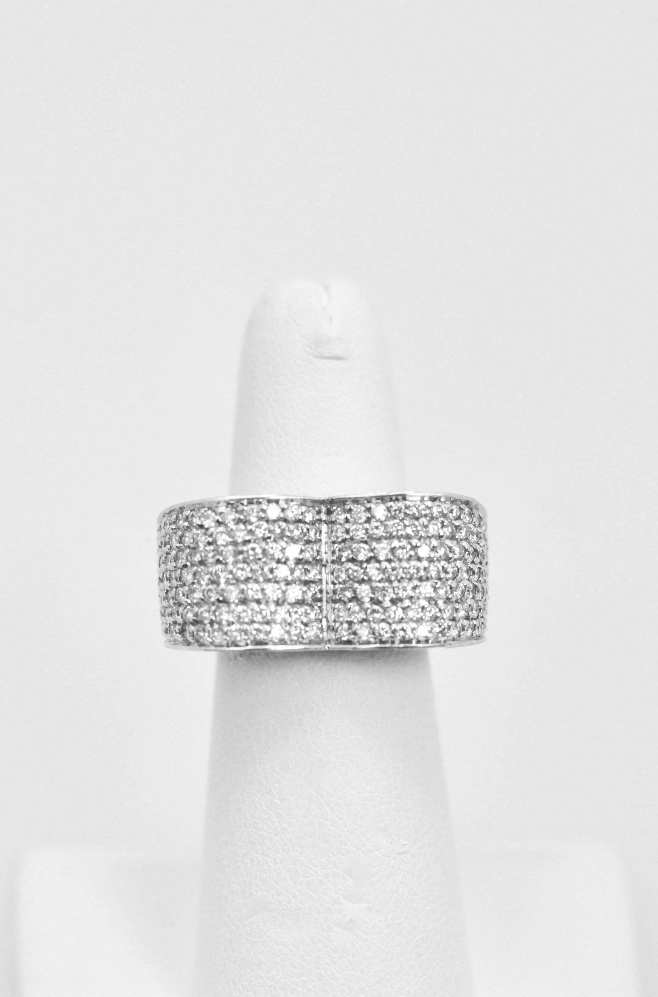 Round Cut Piaget Full Diamond Heart Ring 18 Karat