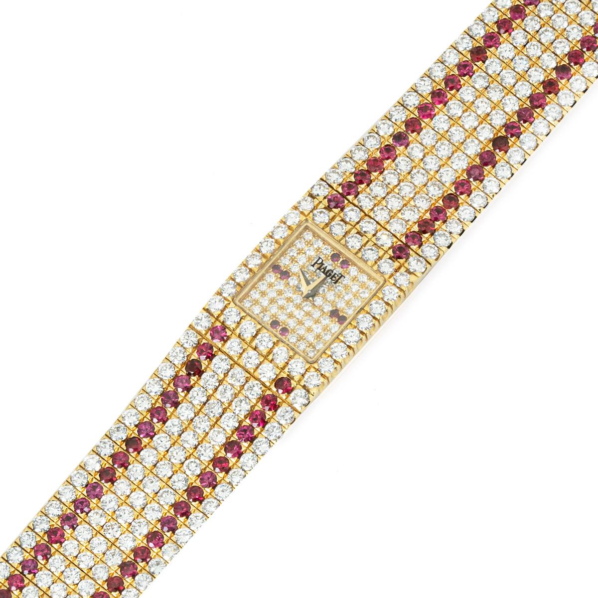 Reloj de pulsera de cuarzo Piaget engastado con diamantes y rubíes en venta 3