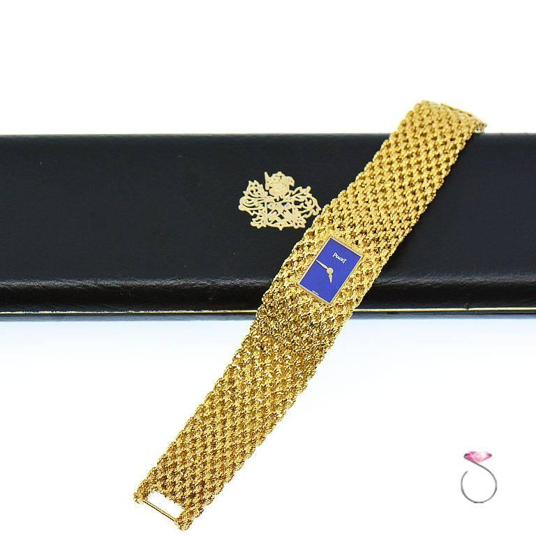 Piaget ladies Yellow Gold Lapis Dial Bracelet mechanical Wristwatch, 1970  In Excellent Condition In Honolulu, HI