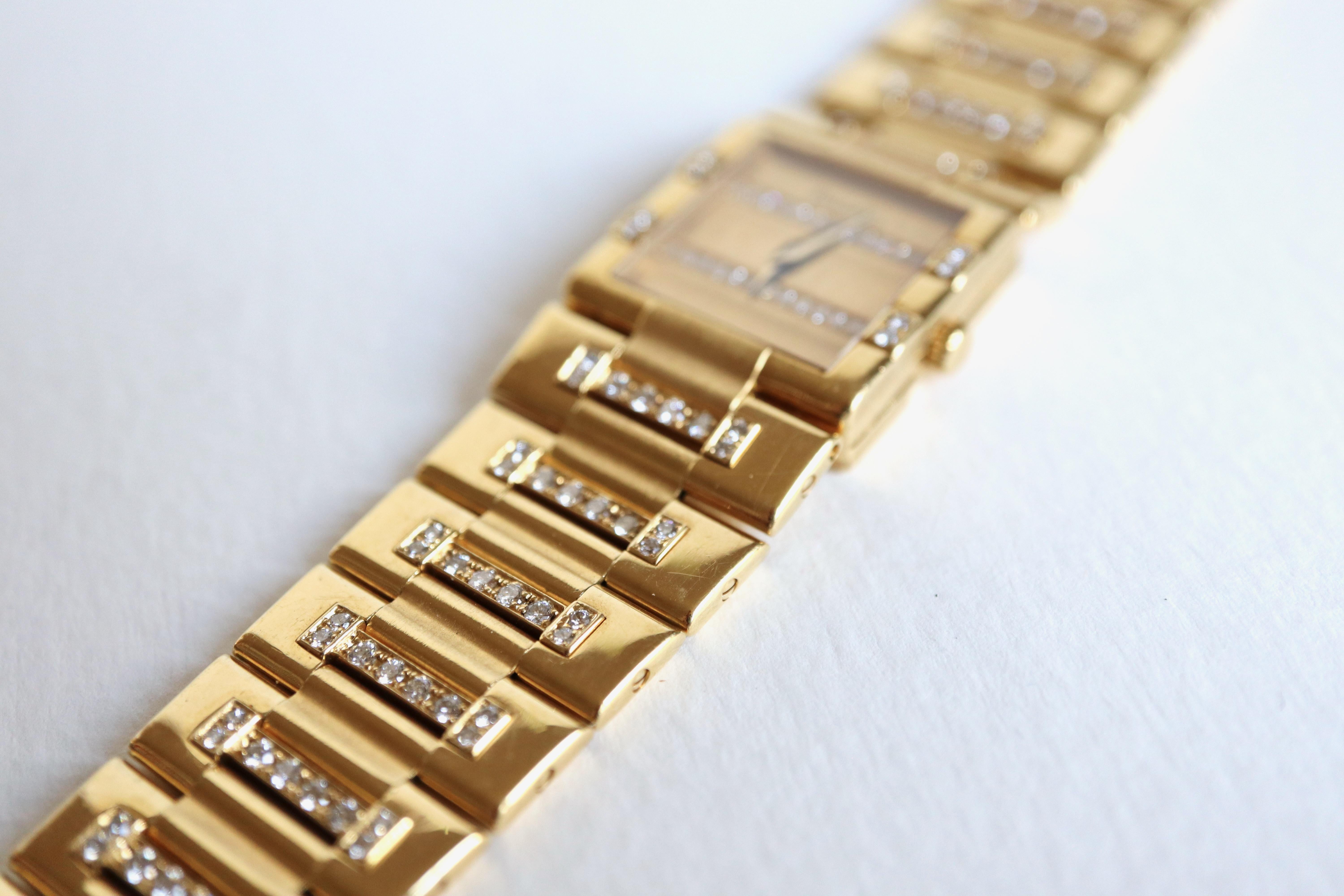 PIAGET Damenarmbanduhr aus 18 Karat Gold, gepolstert mit Diamanten im Angebot 1