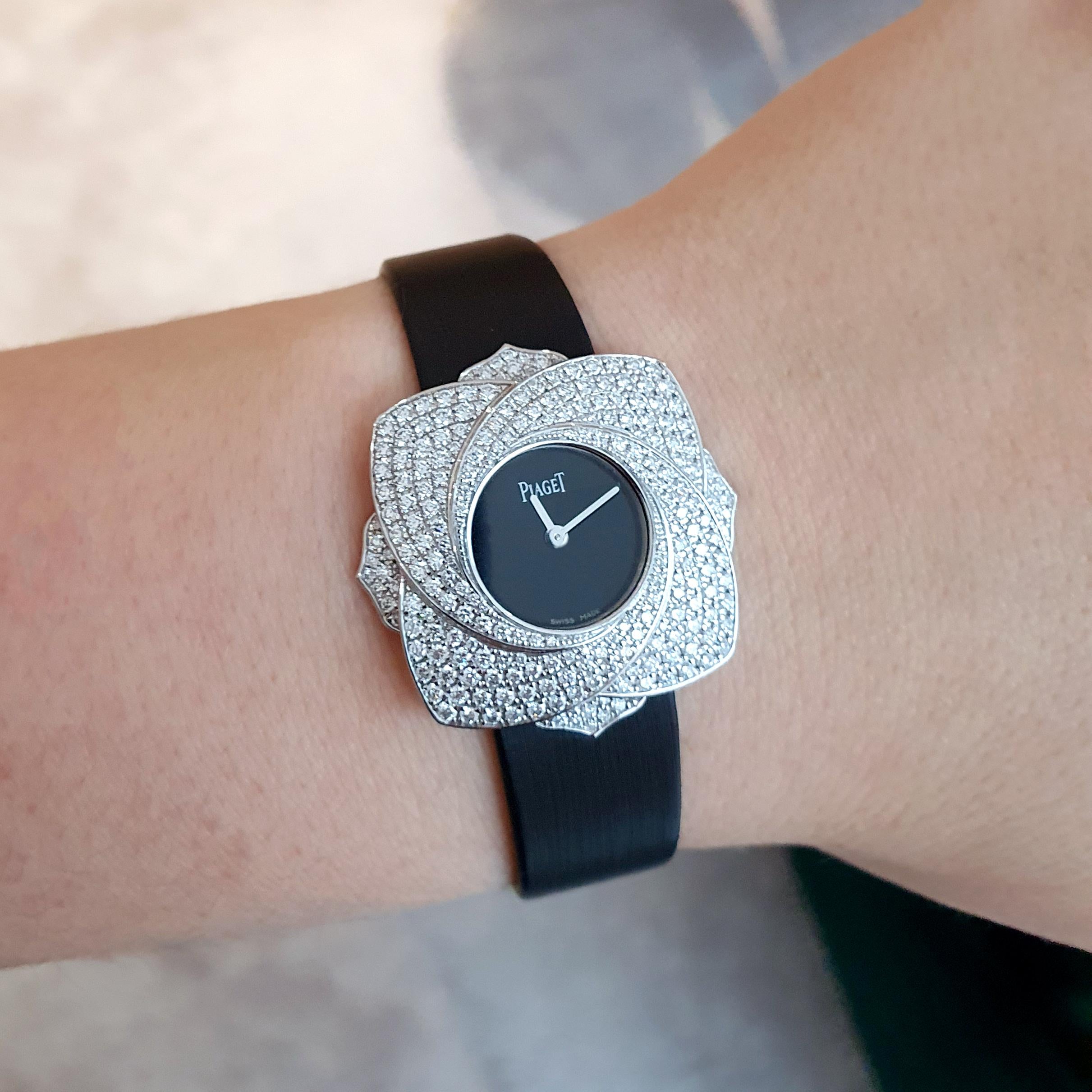 Piaget Montre-bracelet Limelight Blooming en or blanc et diamants roses en vente 10