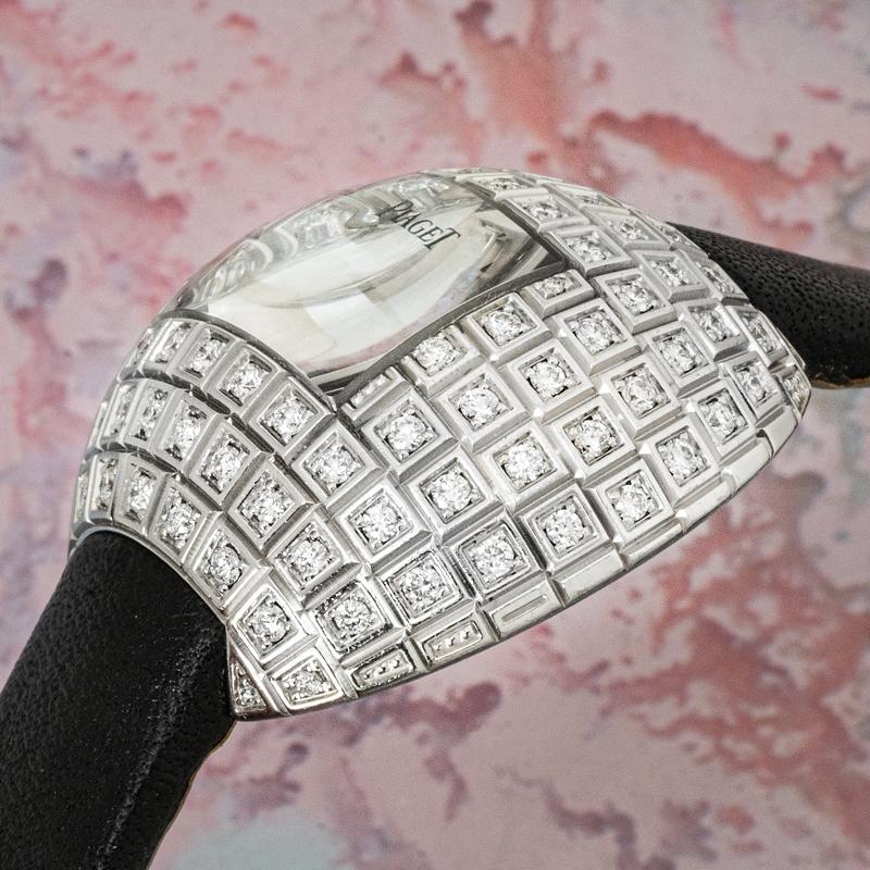 Piaget Limelight Party Disco Ball P10409 In Excellent Condition For Sale In London, GB