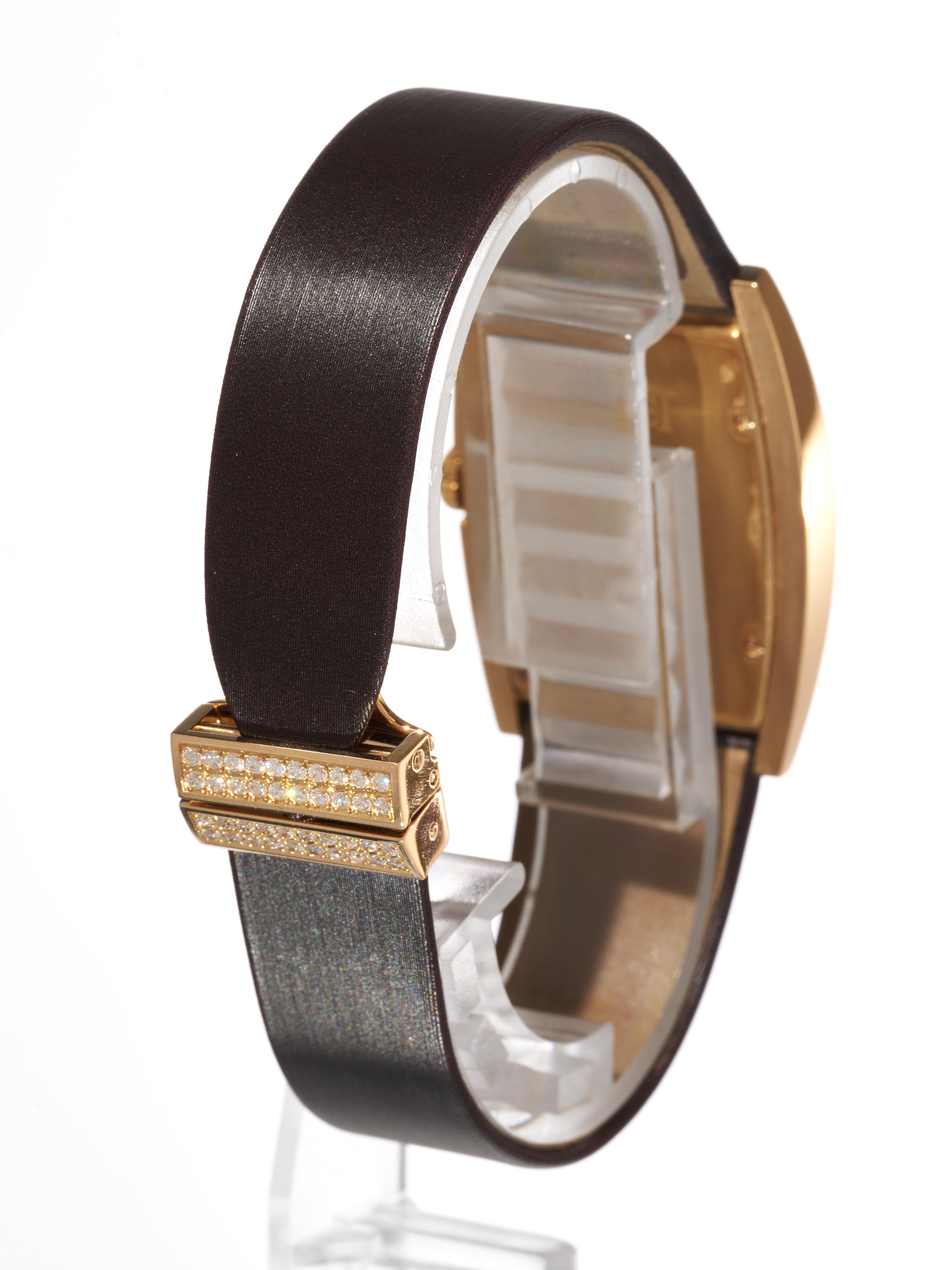 Piaget Limelight Tonneau Gala Rose 3.5CT Oro 18K Diamanti Madreperla Quadrante in vendita 1