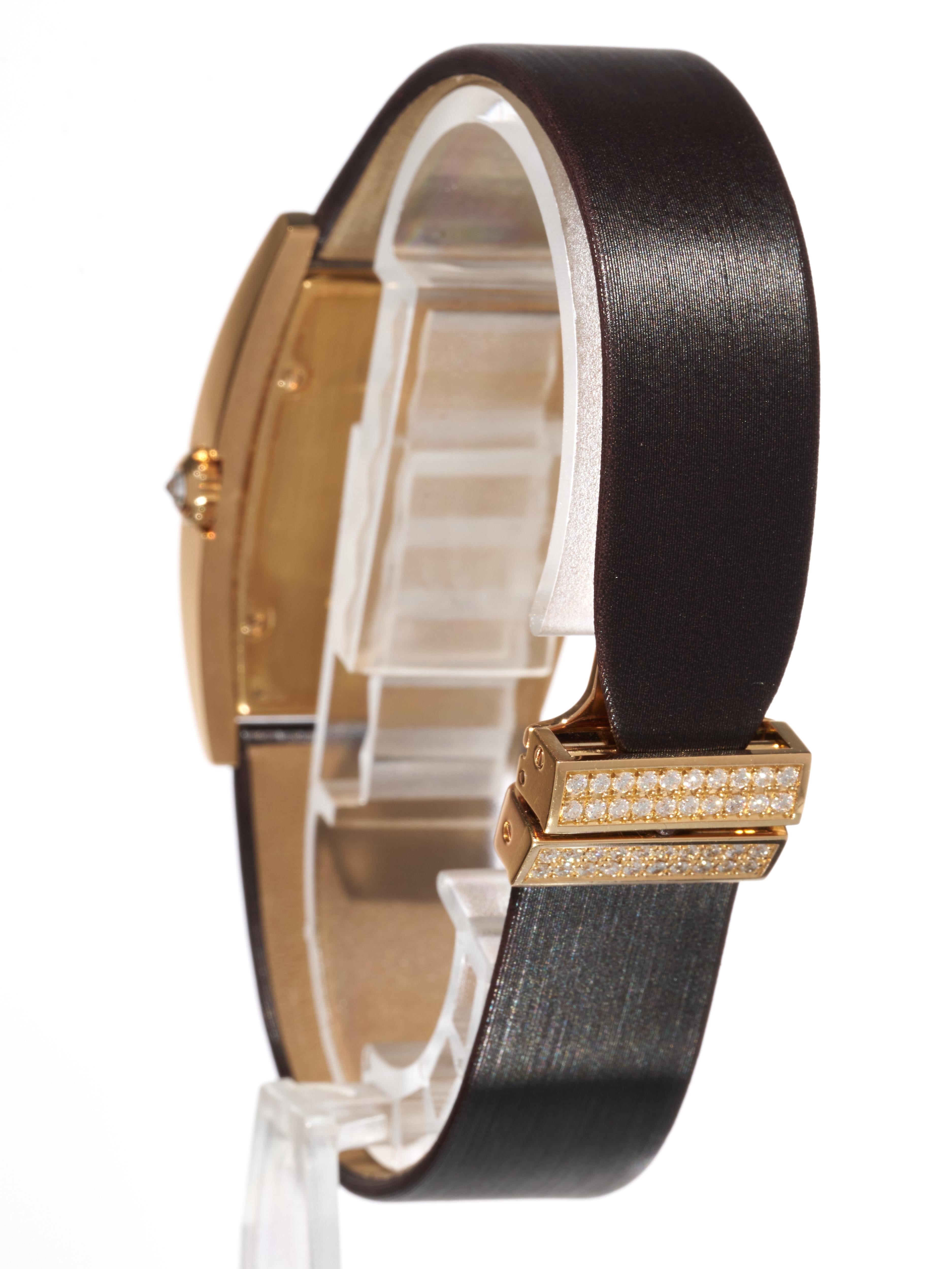 Piaget Limelight Tonneau Gala Rose 3.5CT Oro 18K Diamanti Madreperla Quadrante in vendita 3