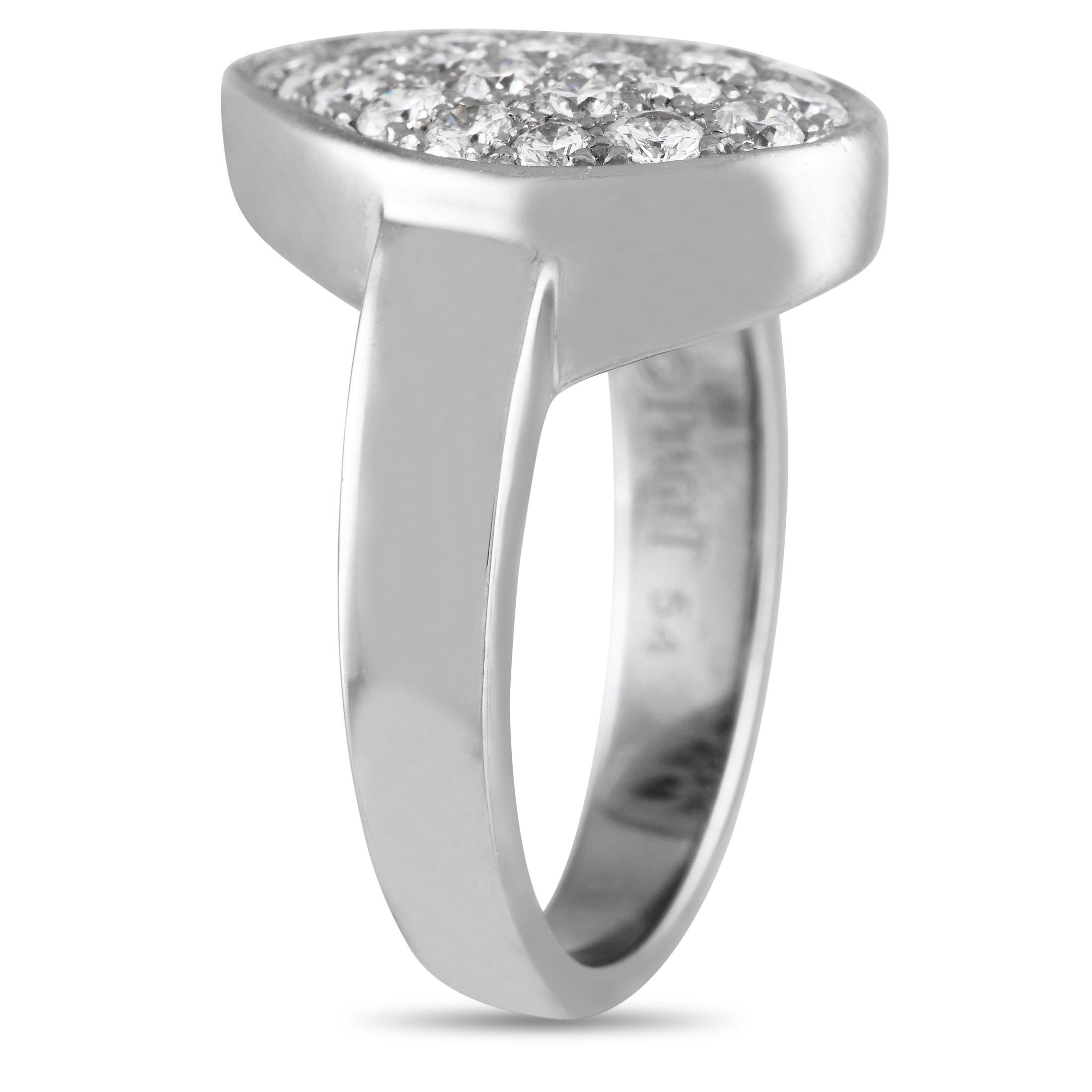 From Piaget's Magic Garden Collection, here is a white gold dazzler inspired by nature. The ring features a pear-shaped bezel as its centerpiece, meticulously detailed with multiple brilliant diamonds on bead-like prongs for a look that's as